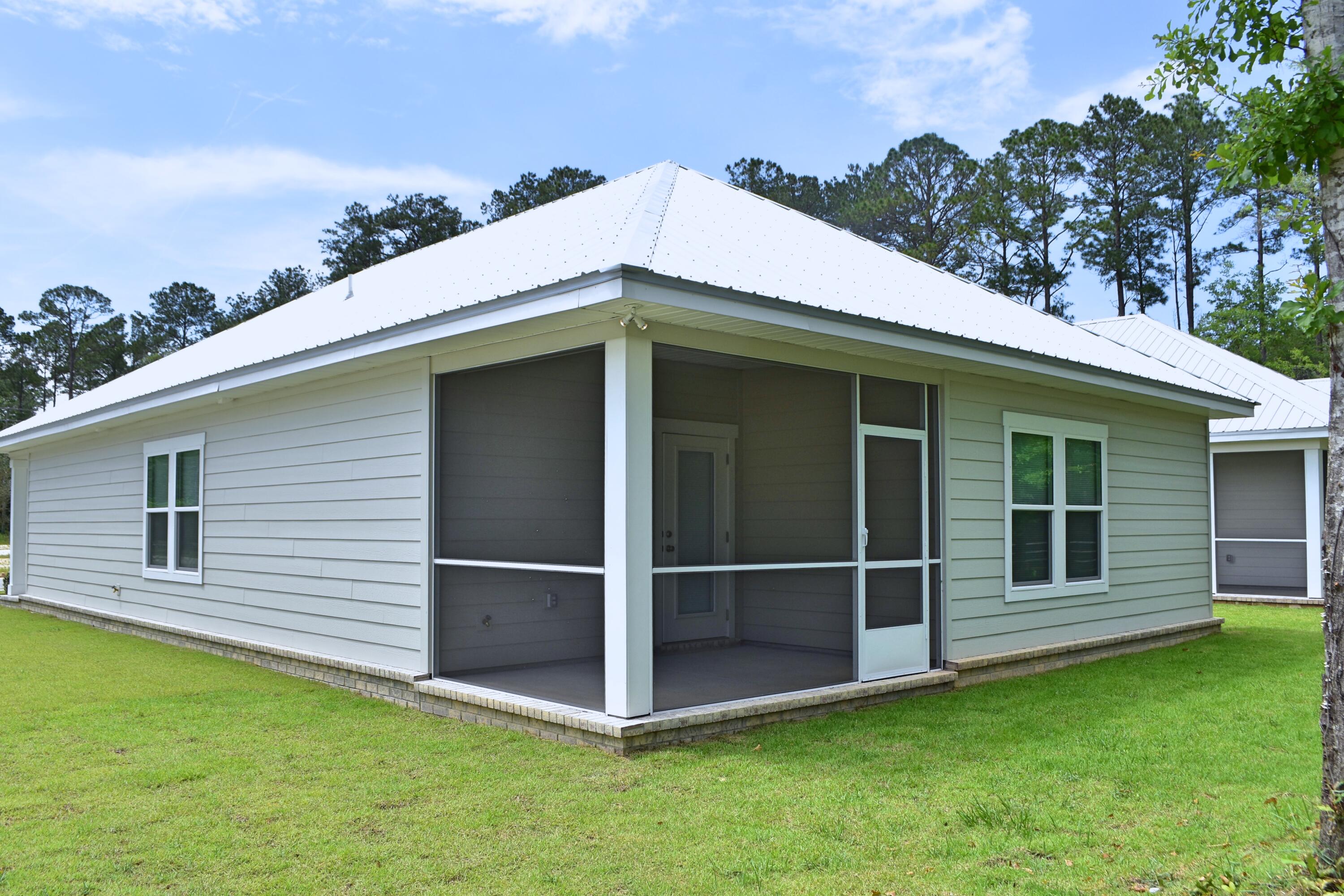 OAKFIELD ESTATES - Residential Lease