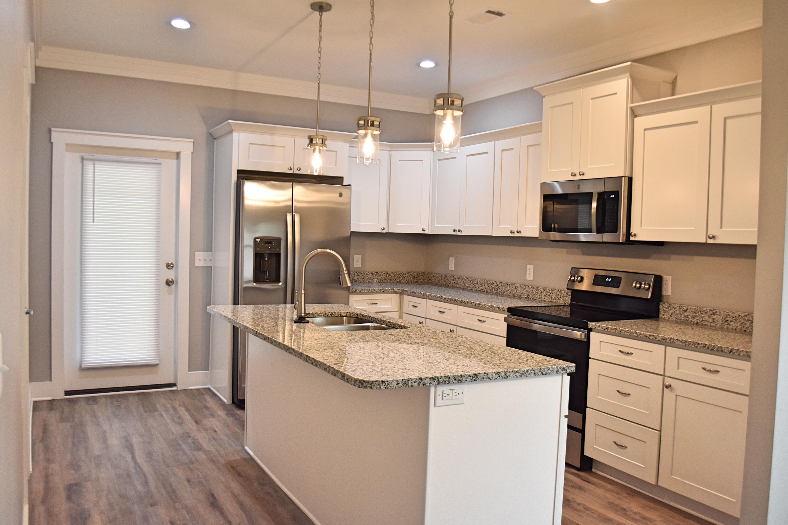 OAKFIELD ESTATES - Residential Lease