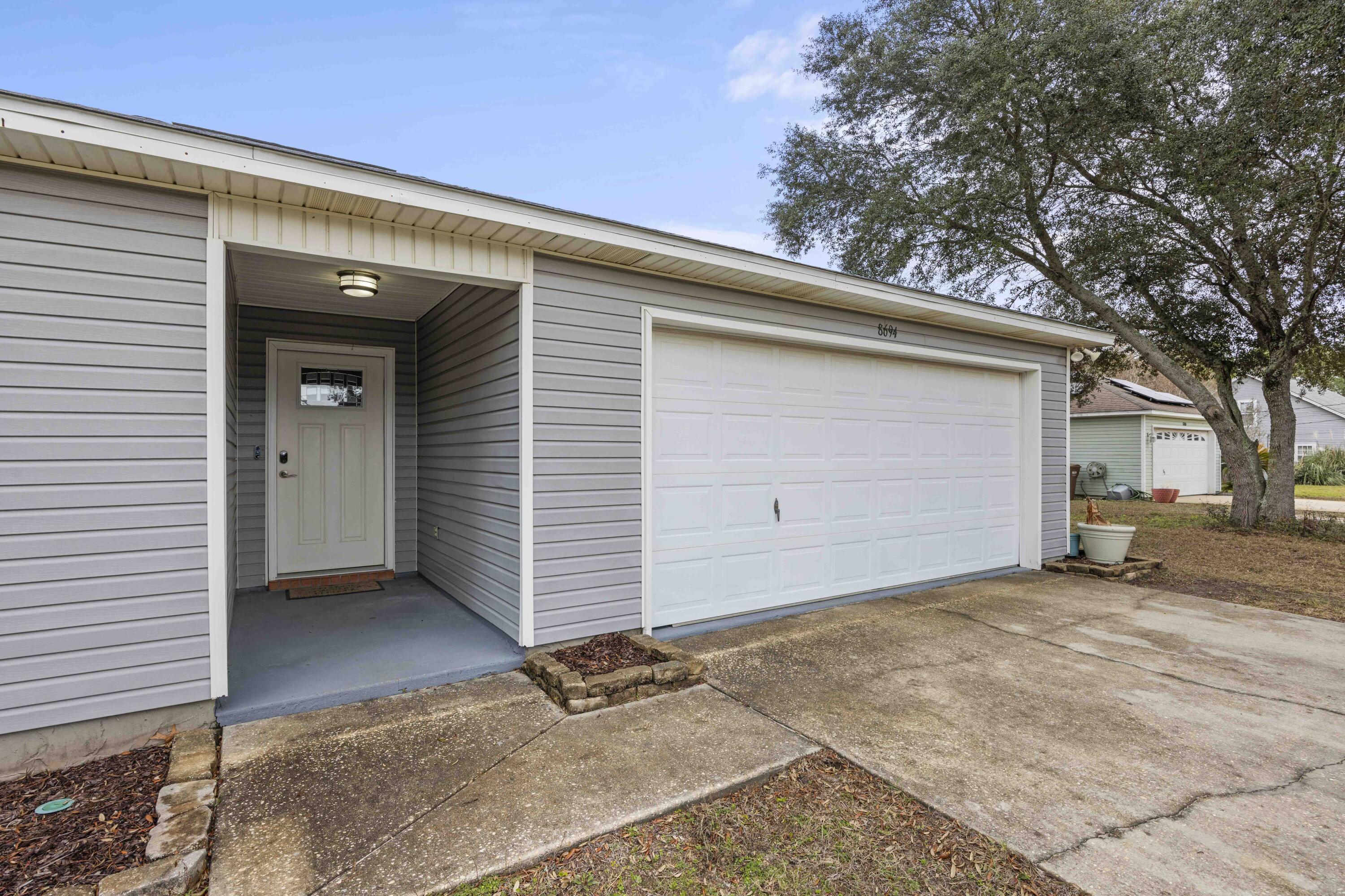 Navarre 1st Add - Residential