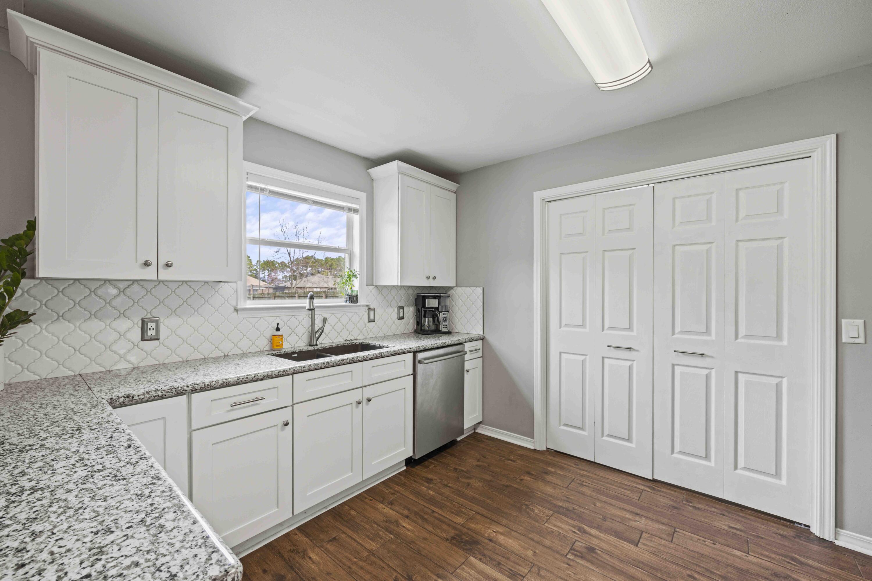 Navarre 1st Add - Residential