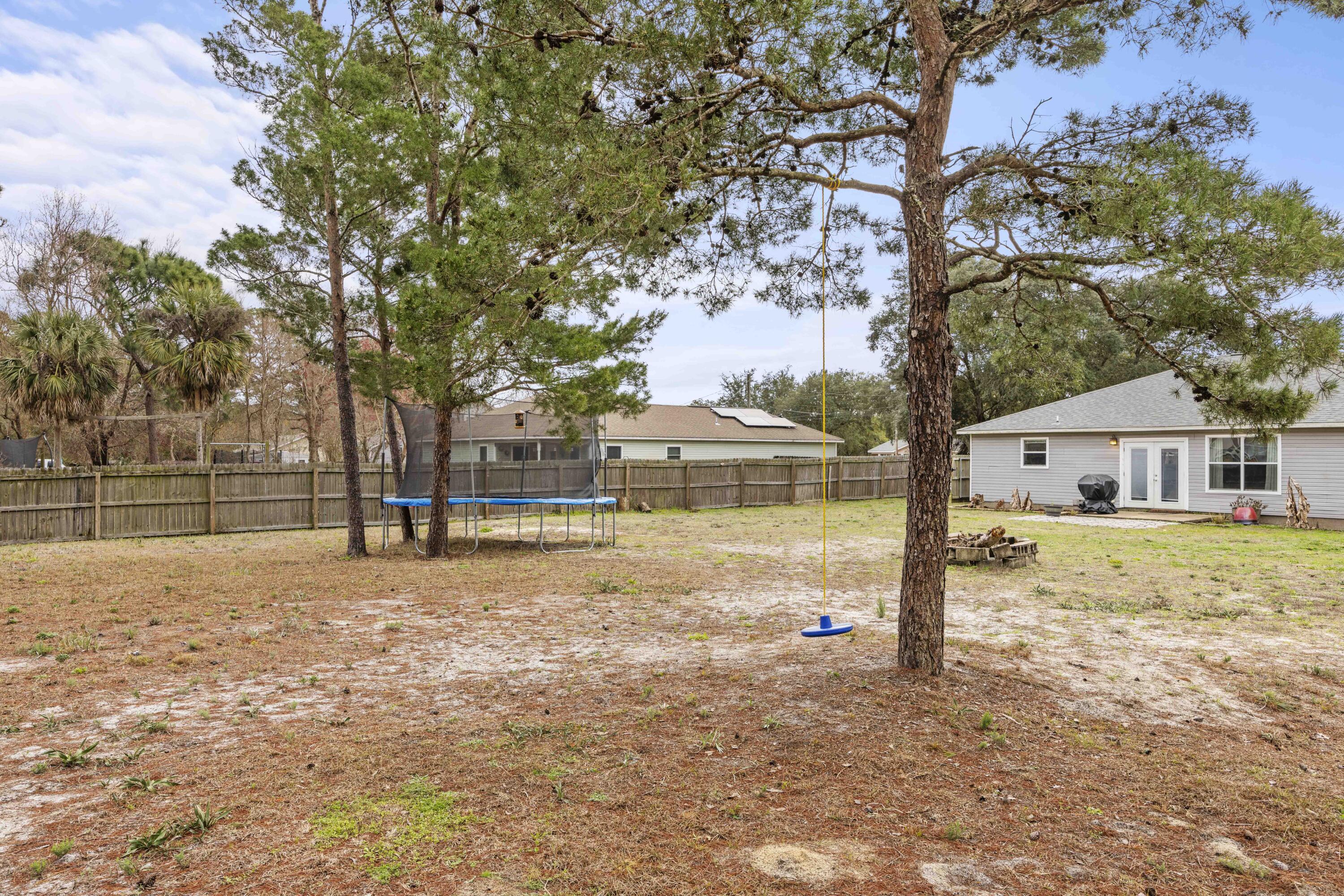 Navarre 1st Add - Residential