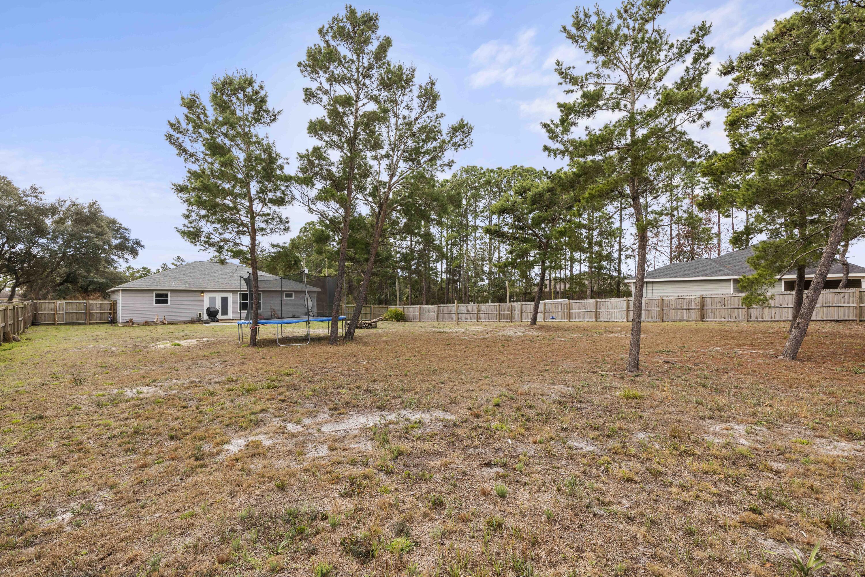 Navarre 1st Add - Residential