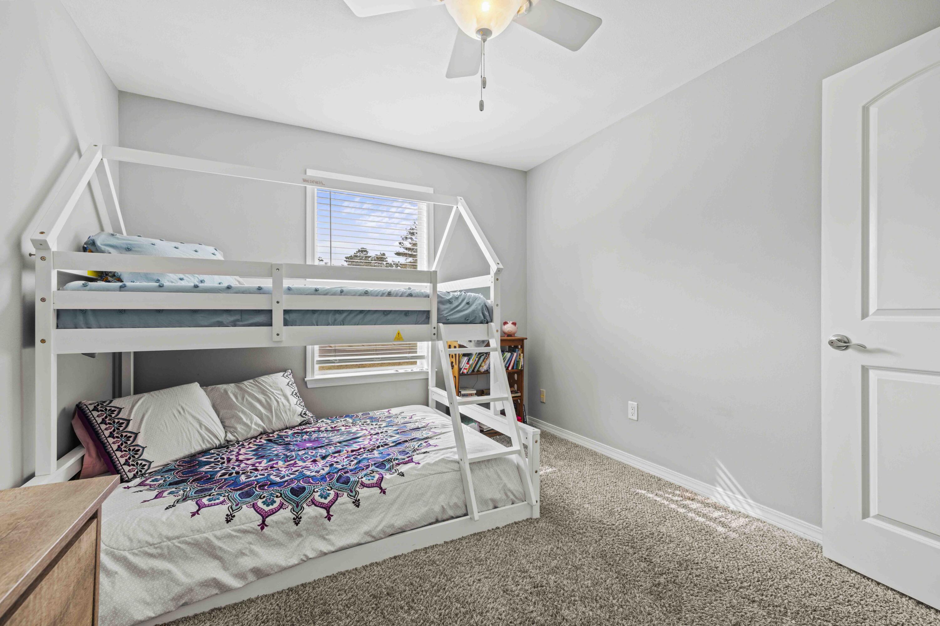 Navarre 1st Add - Residential