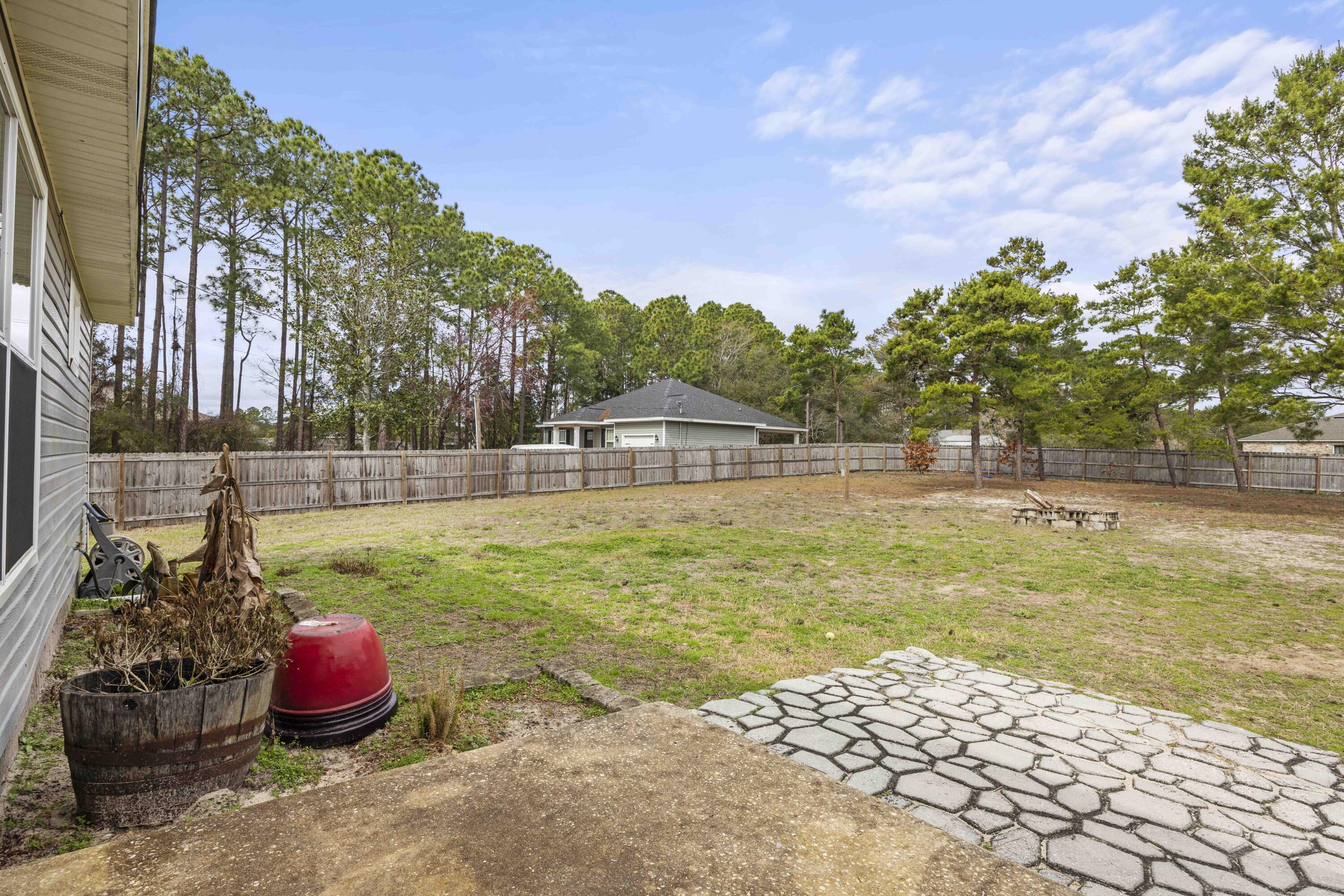 Navarre 1st Add - Residential