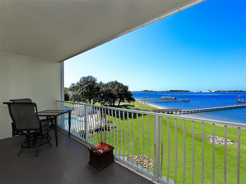 INTERCOASTAL POINTE - Residential