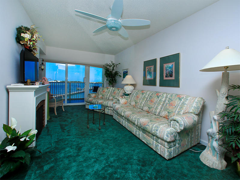 INTERCOASTAL POINTE - Residential