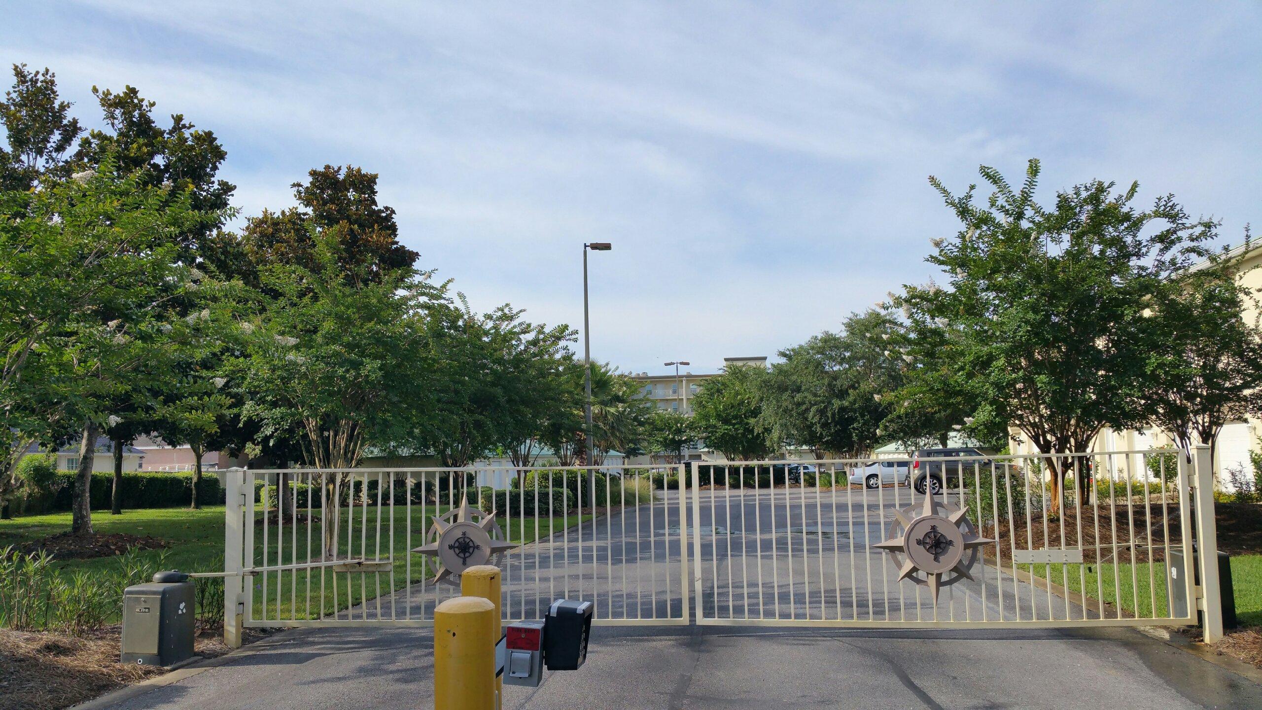 INTERCOASTAL POINTE - Residential