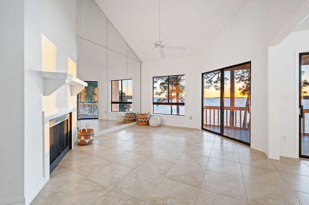 BAY VILLAS CONDOS - Residential