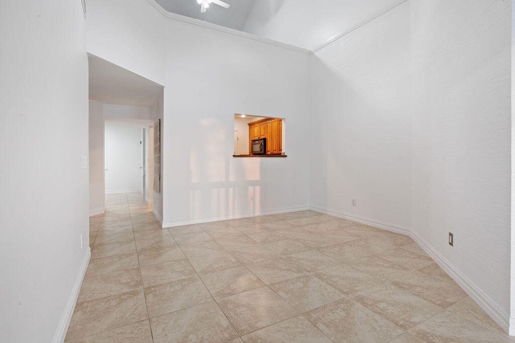 BAY VILLAS CONDOS - Residential