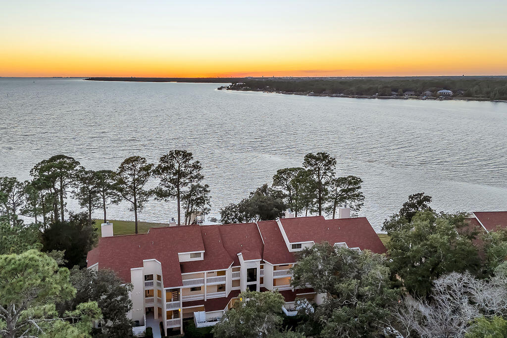 BAY VILLAS CONDOS - Residential