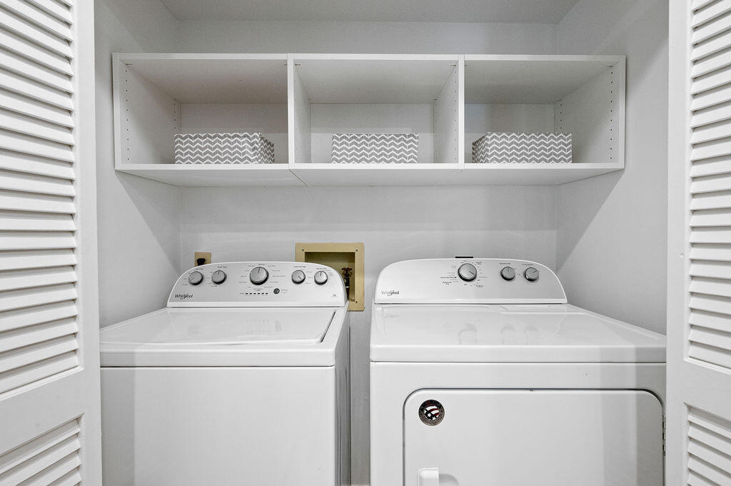 BAY VILLAS CONDOS - Residential