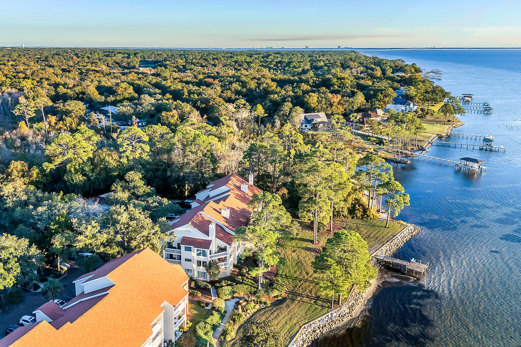 BAY VILLAS CONDOS - Residential