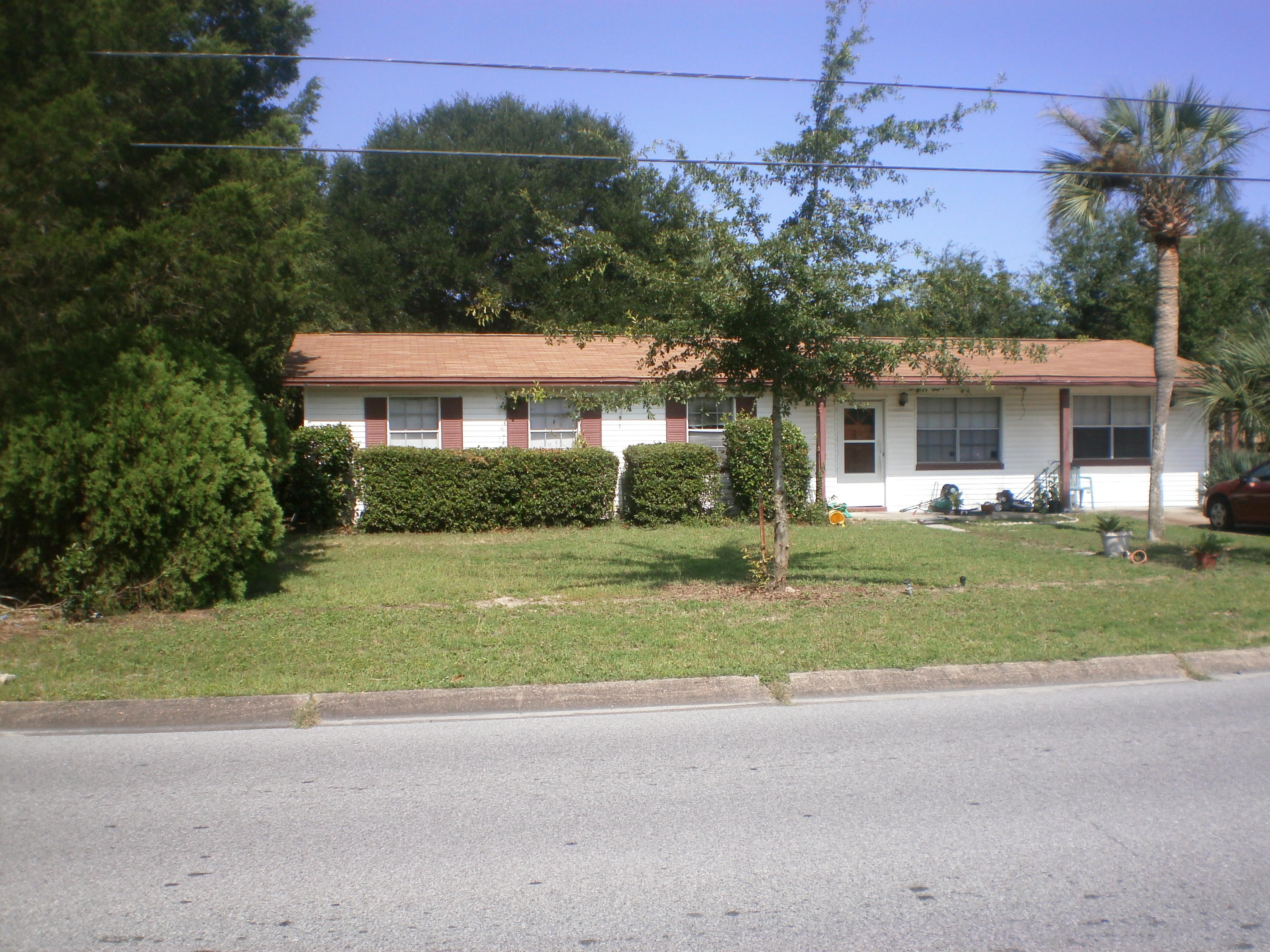 ***INVESTORS SPECIAL*** Buy now, collect the rent until the lease expires and then rehabilitate it and flip it for a return or rental property. This is As-Is sale.