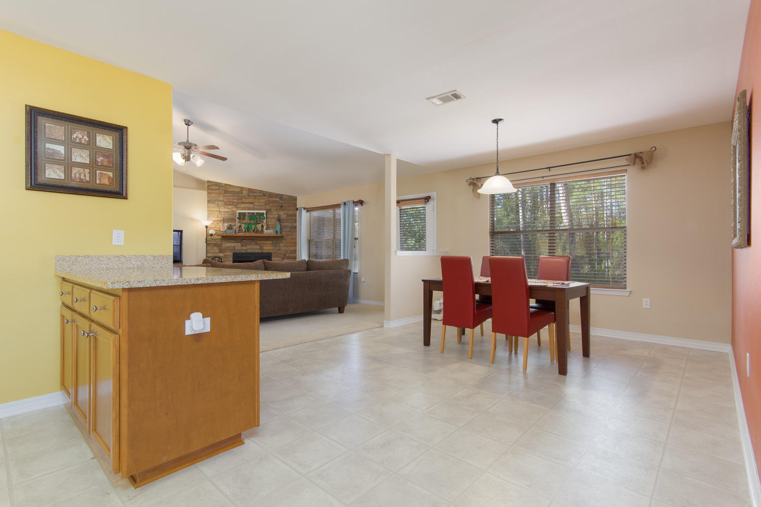 HOLLEY BY THE SEA - Residential