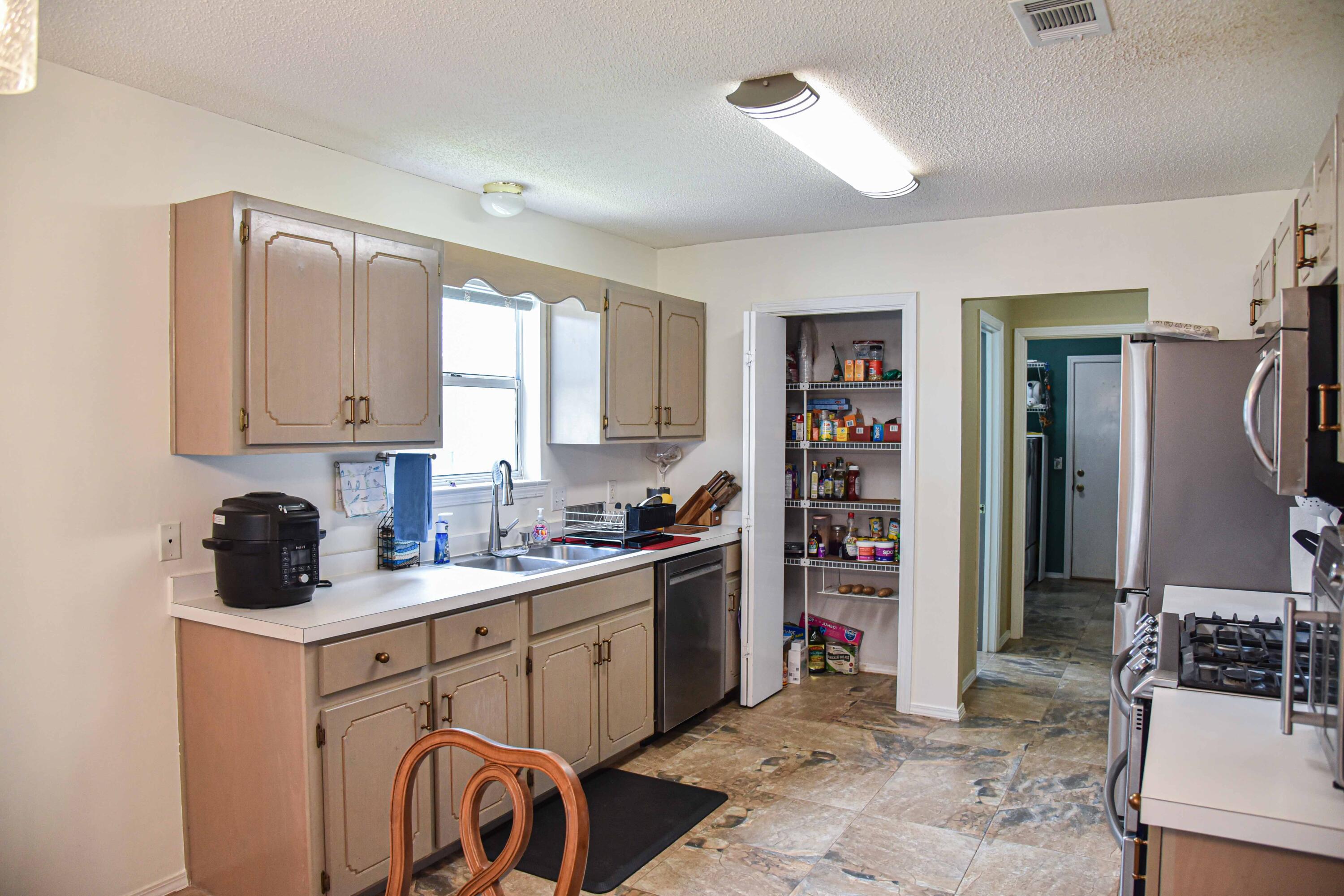 PATRICIAS PLACE - Residential