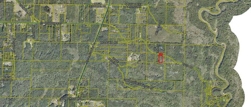 3.3 Acres!!!Here is a great opportunity to build your secluded new home, weekend or holidays retreat!!! Located within a short distance from Ronnie E Bell Park at Commander Landing in Walton County, FL and just a few miles from well known Vortex Springs park in Ponce De Leon. This parcel offers plenty of nature, outdoor activities such as hunting and trail hiking that you could enjoy in the privacy of your own property.
