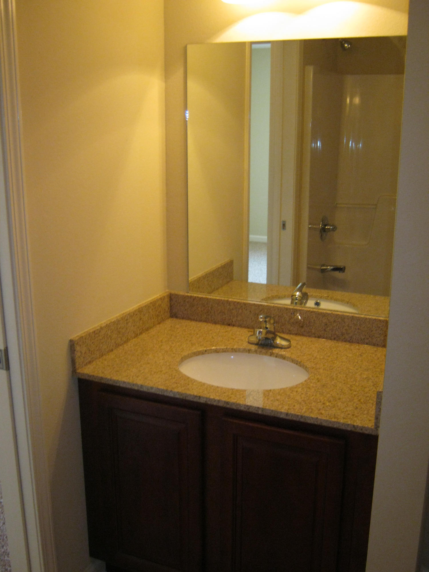 ARBOR LAKE PHASE 1 - Residential Lease