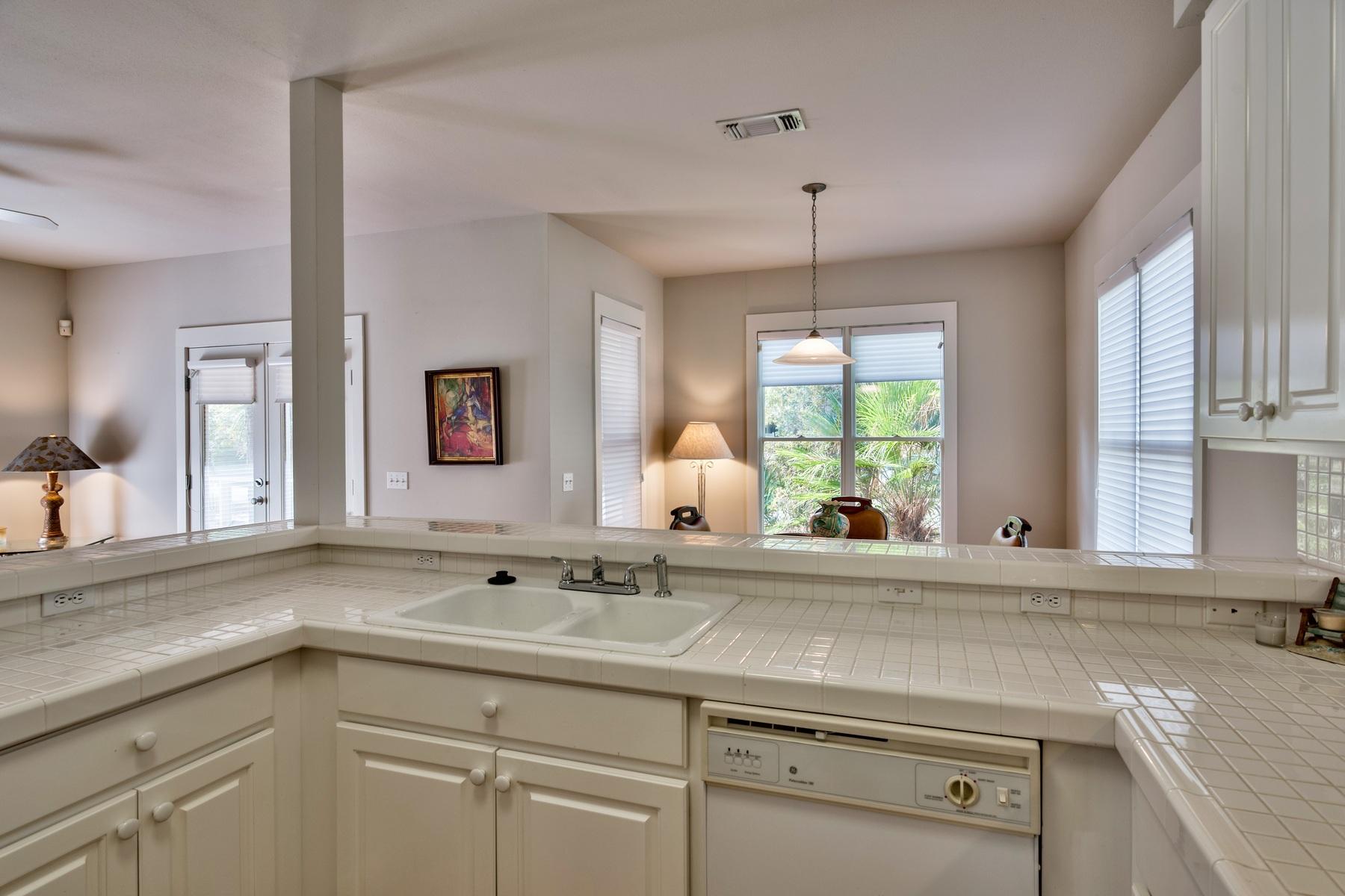 GROVE BY THE SEA - Residential