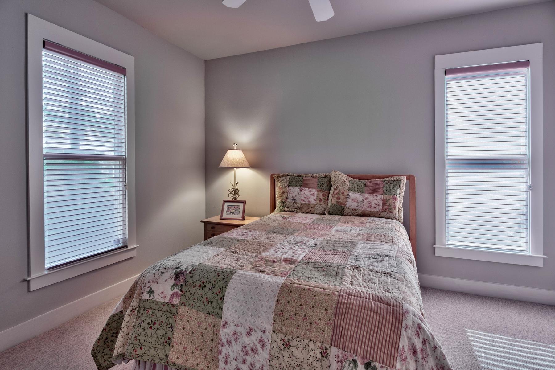 GROVE BY THE SEA - Residential