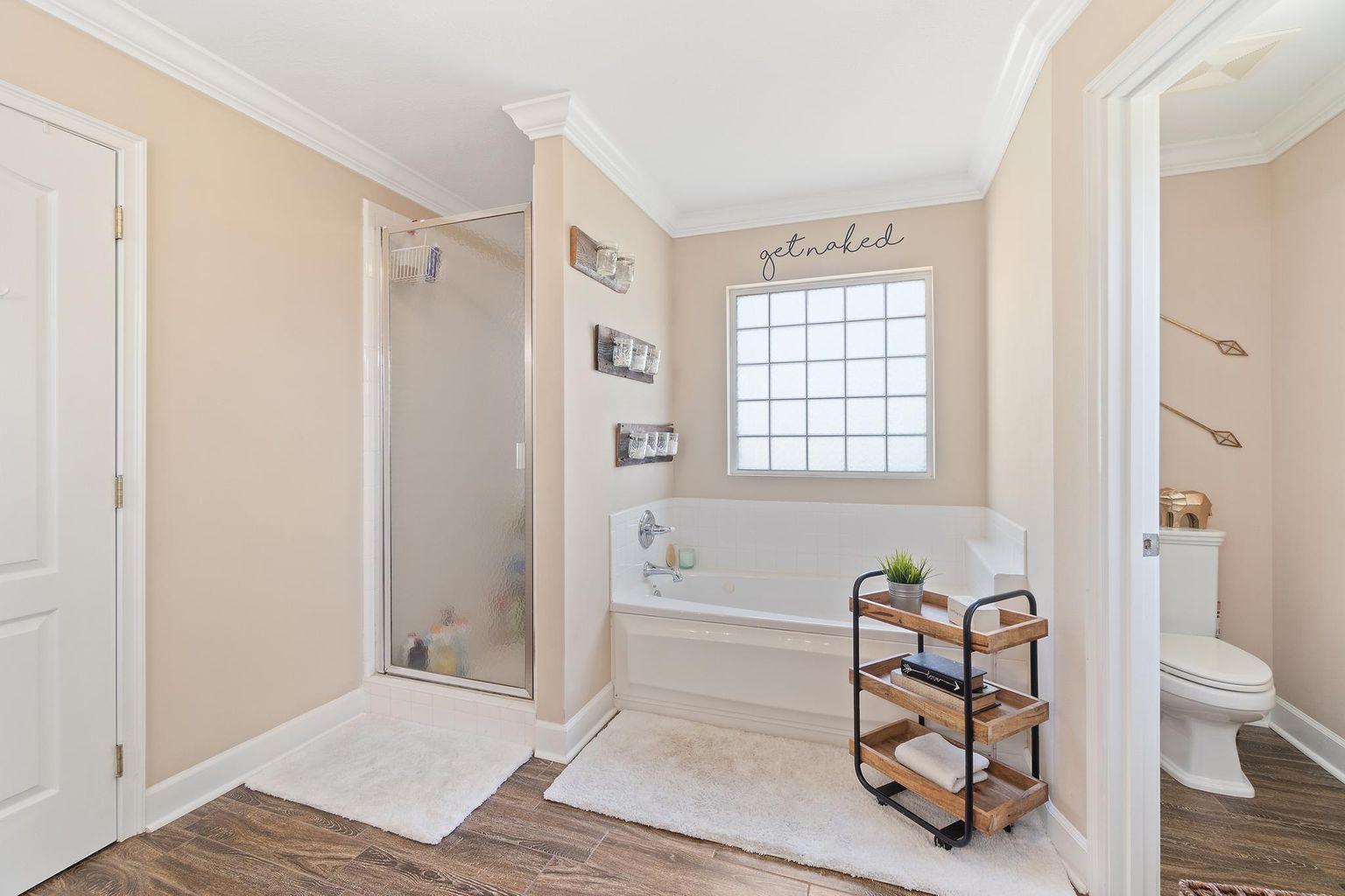 East Bay Blvd - Residential