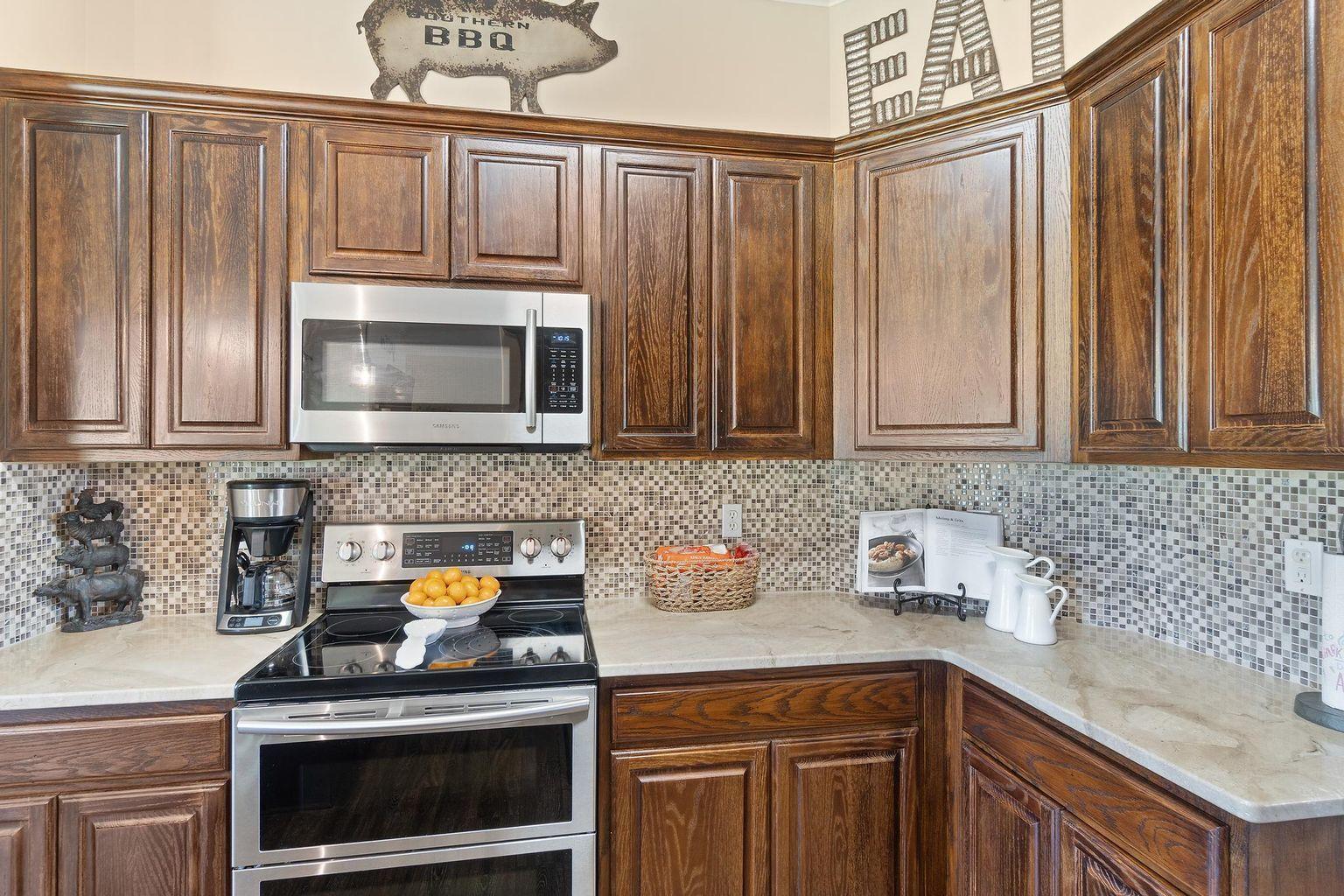 East Bay Blvd - Residential