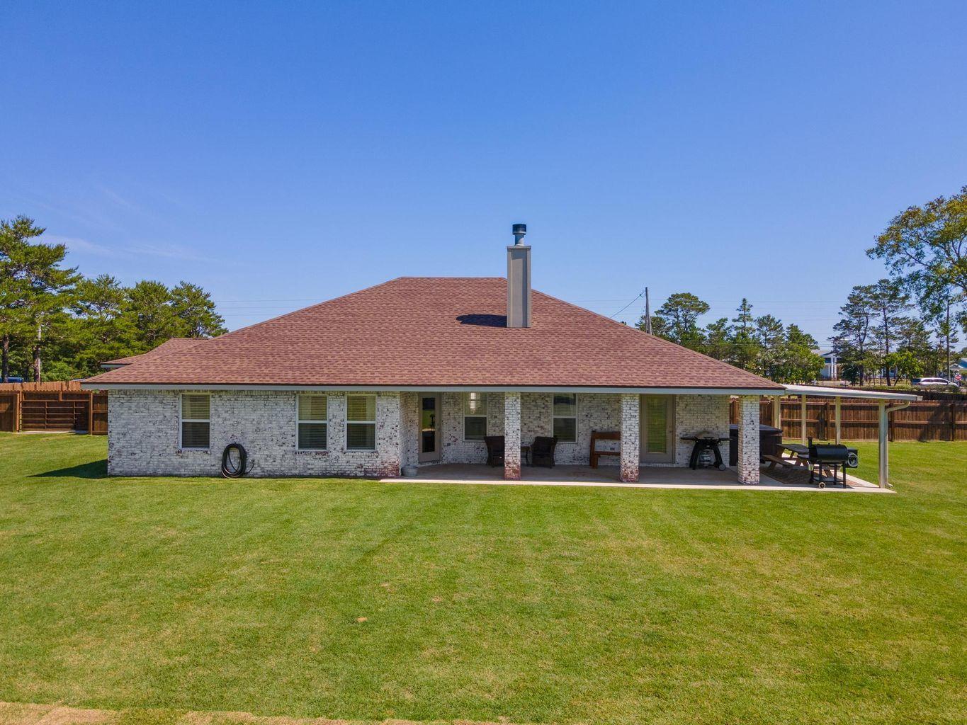 East Bay Blvd - Residential