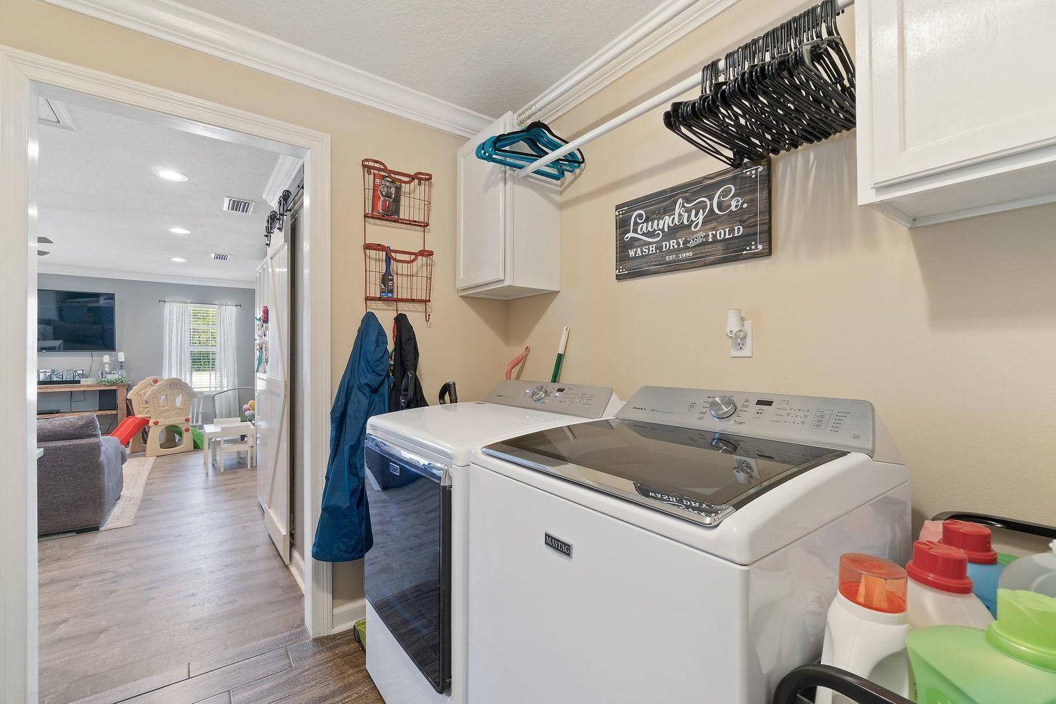 East Bay Blvd - Residential