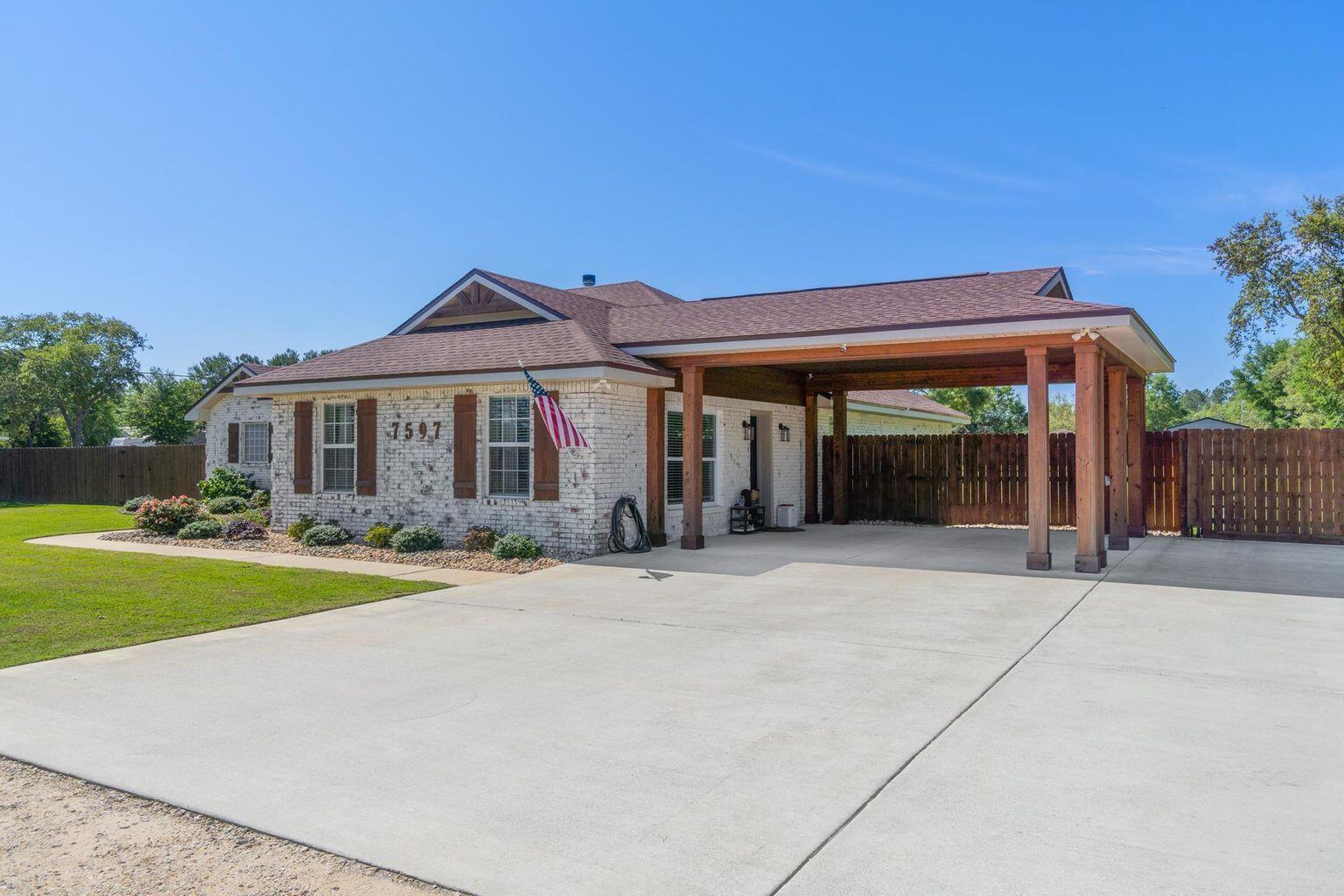 East Bay Blvd - Residential