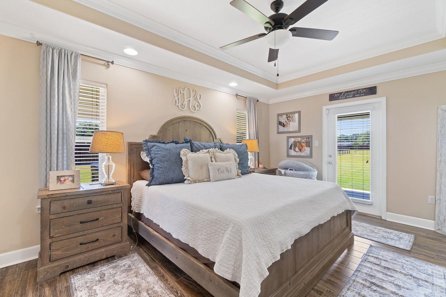 East Bay Blvd - Residential