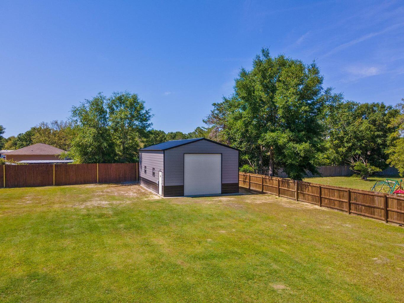 East Bay Blvd - Residential