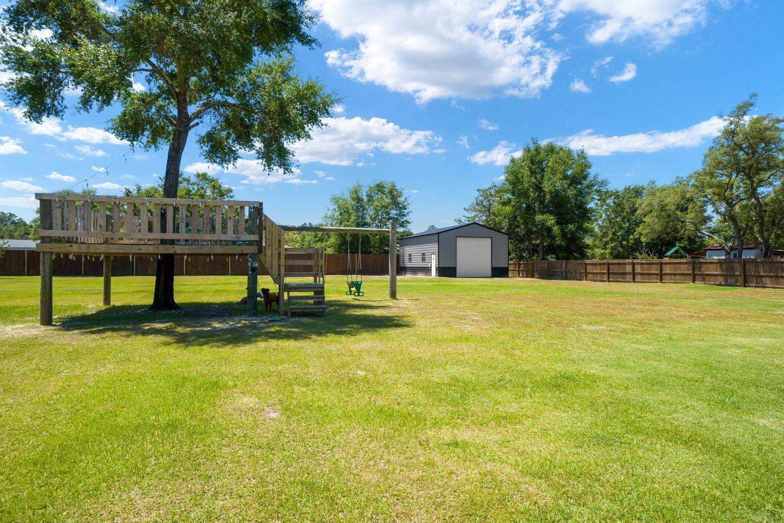 East Bay Blvd - Residential