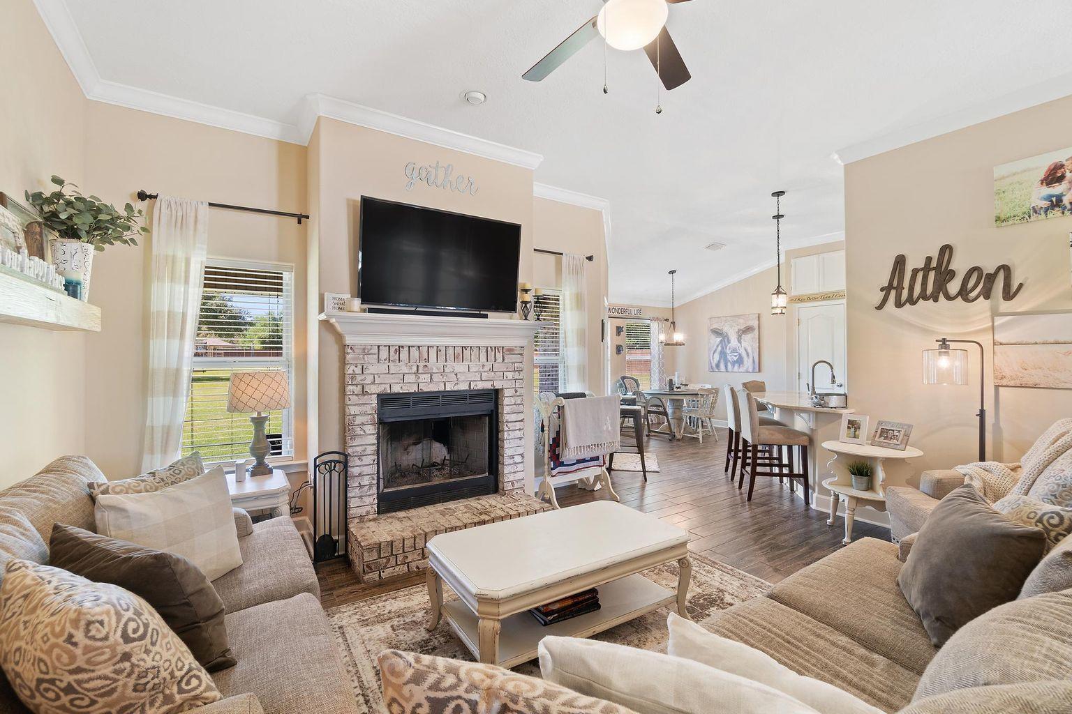 East Bay Blvd - Residential