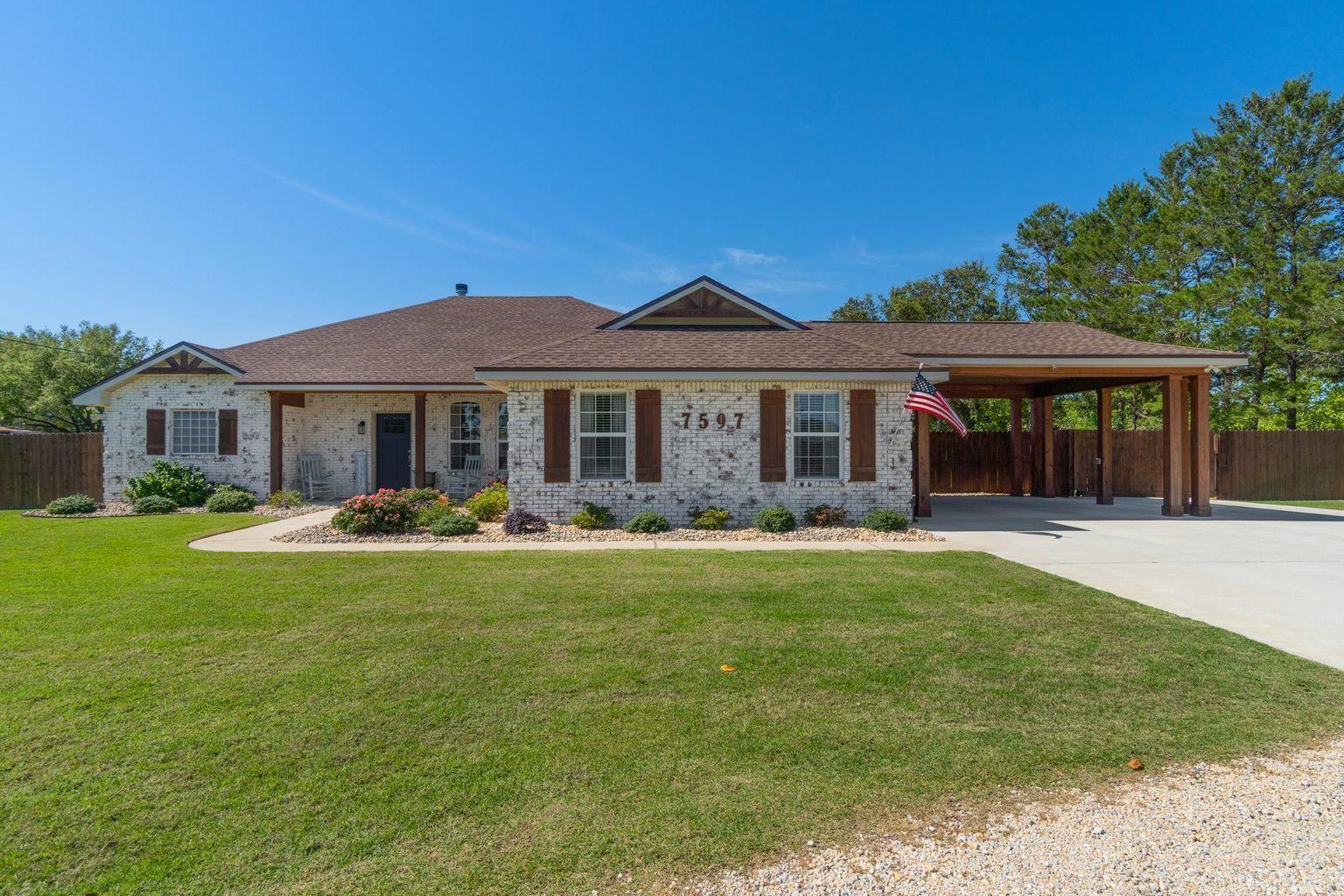 East Bay Blvd - Residential