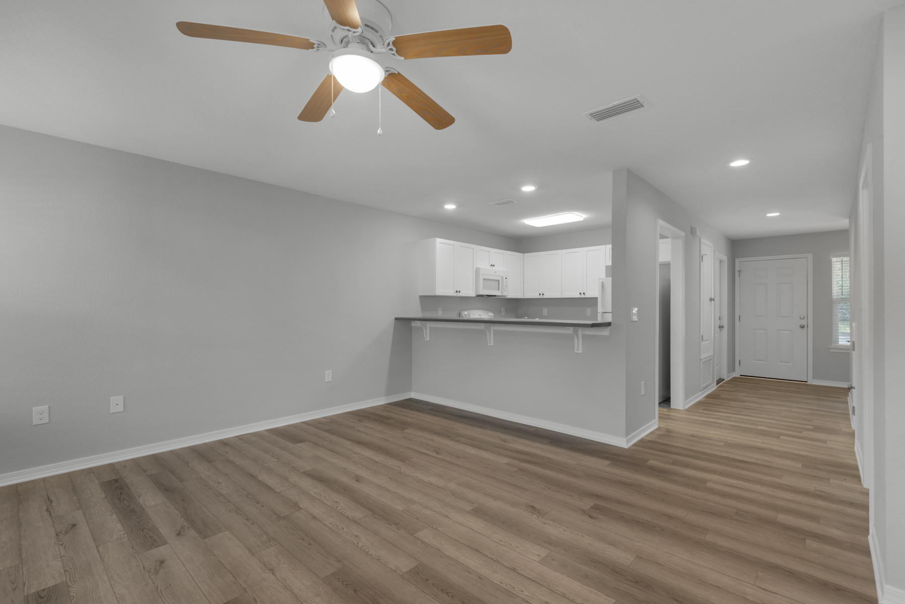 ANASTASIA MANOR T/H - Residential Lease