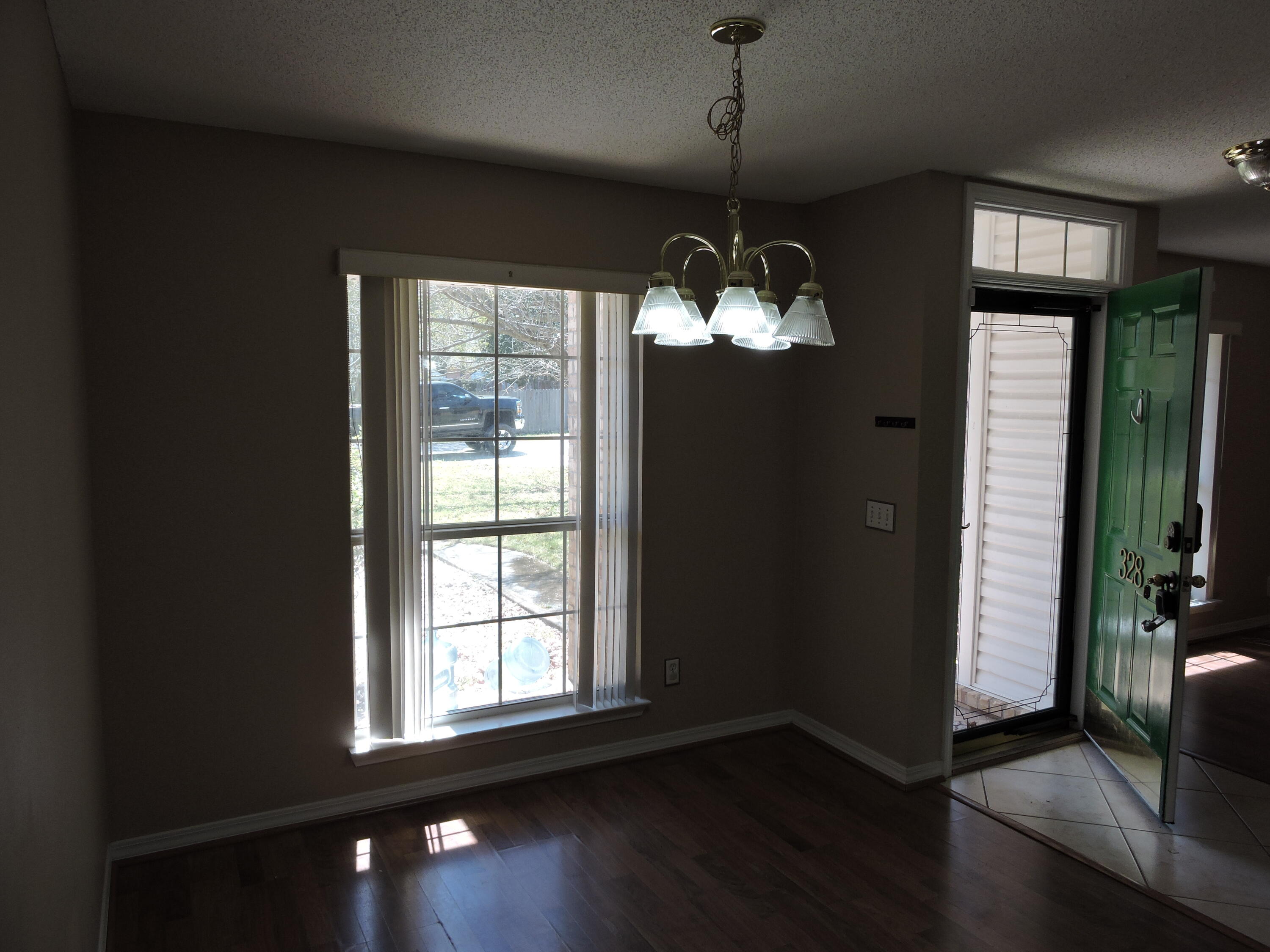 RIVERCHASE S/D PH 3 - Residential Lease