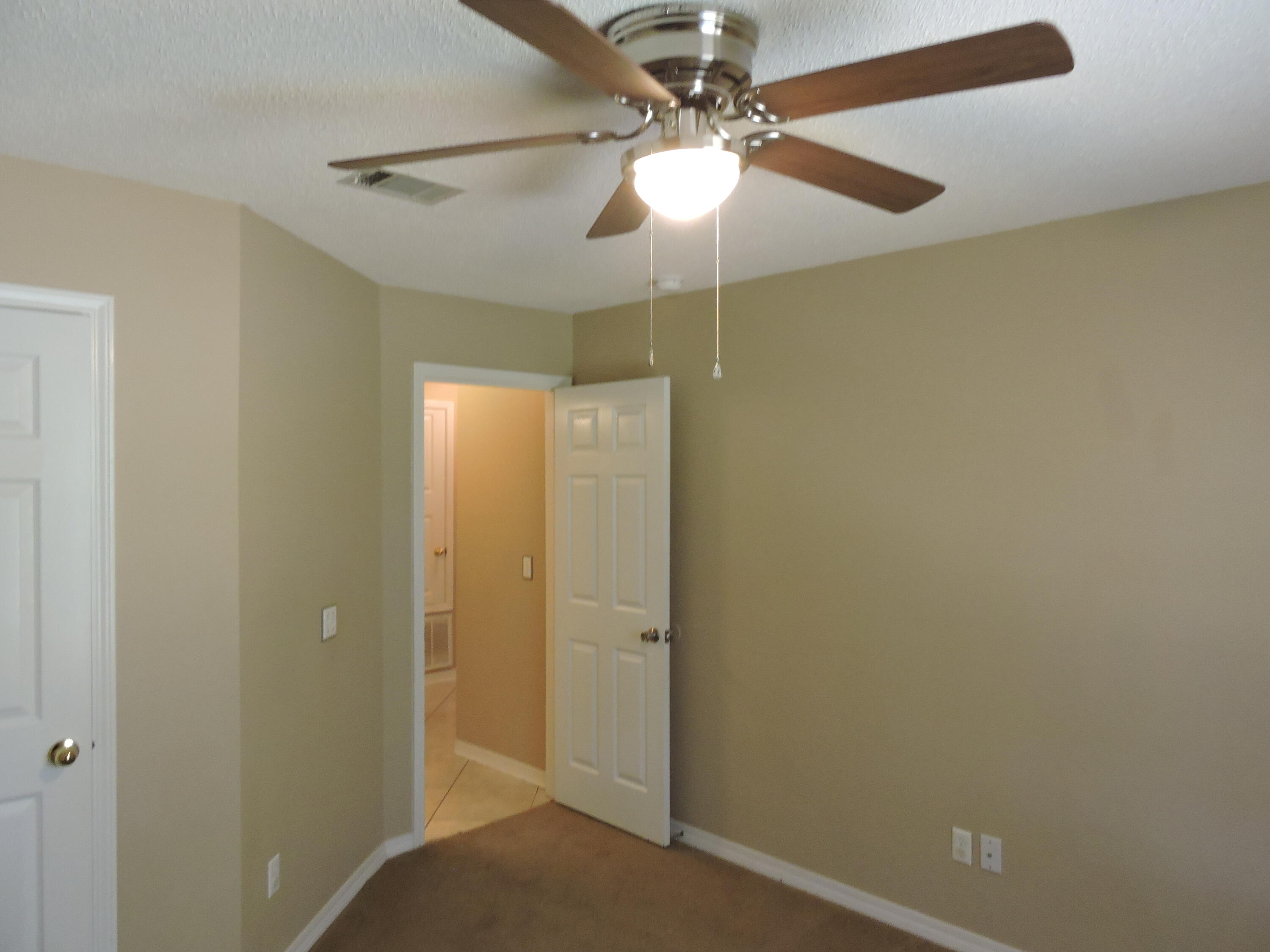 RIVERCHASE S/D PH 3 - Residential Lease