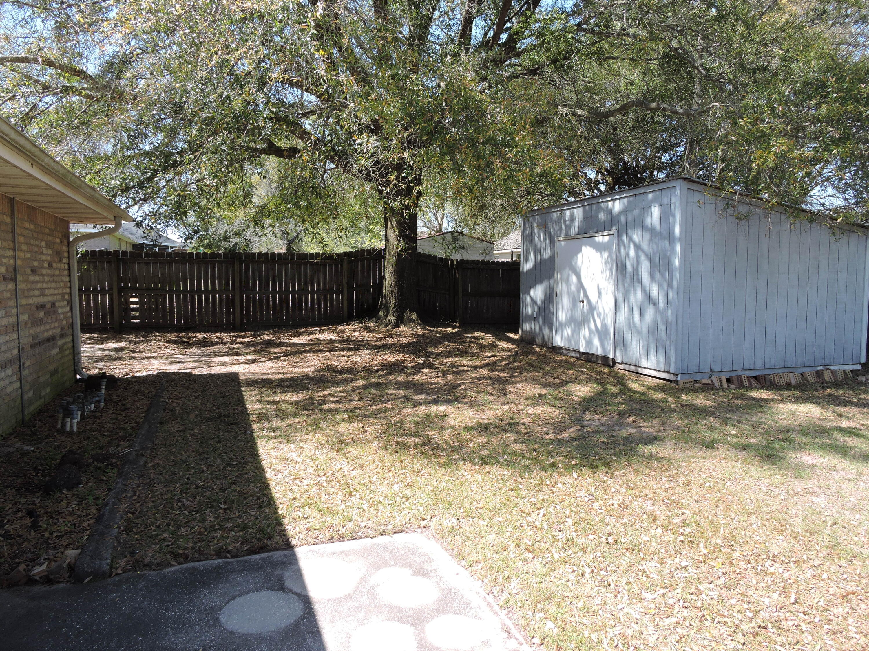 RIVERCHASE S/D PH 3 - Residential Lease