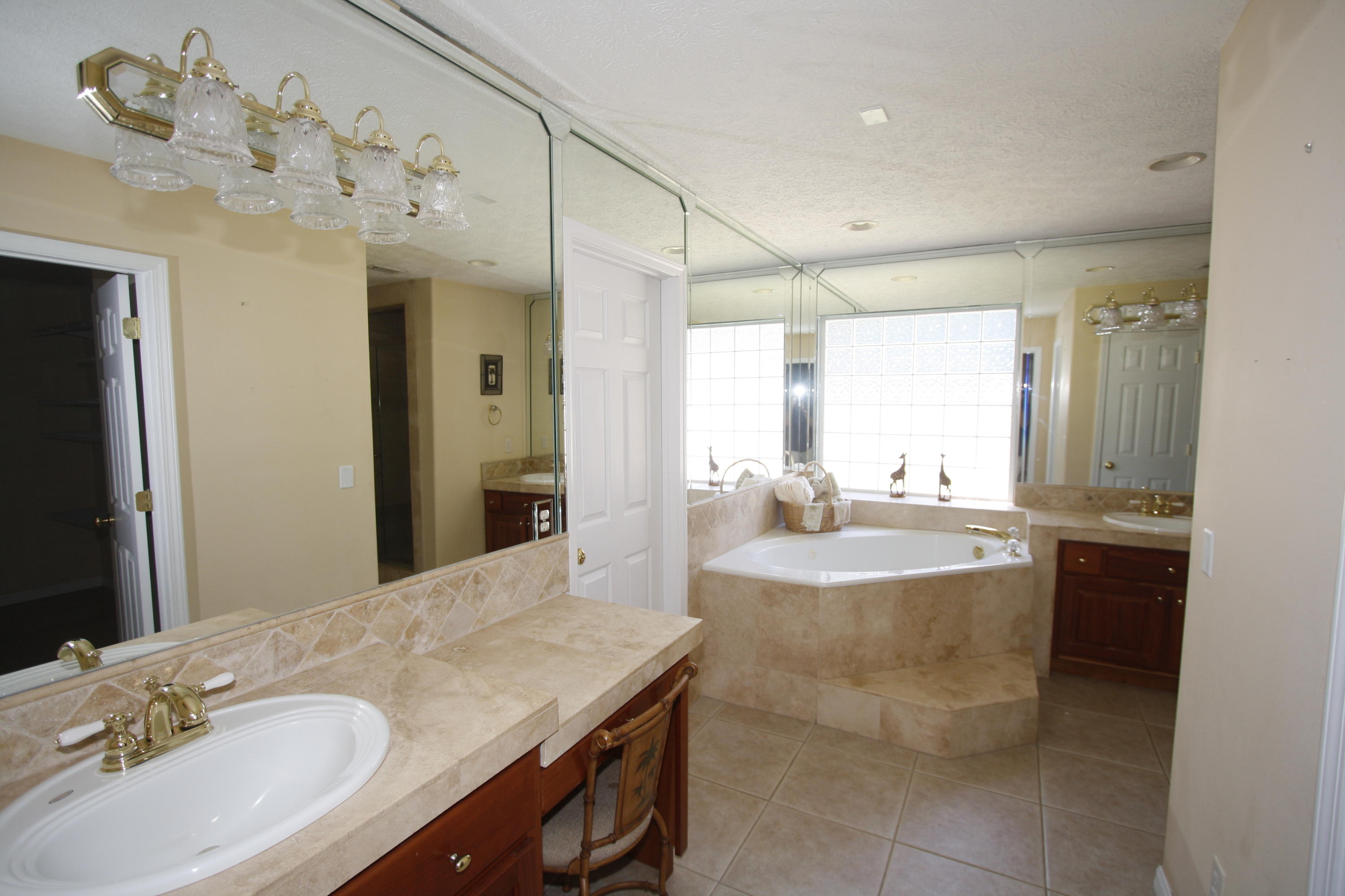 NO RECORDED PROJECT - Residential