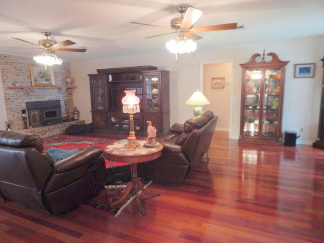 HILL CREST GROVE - Residential