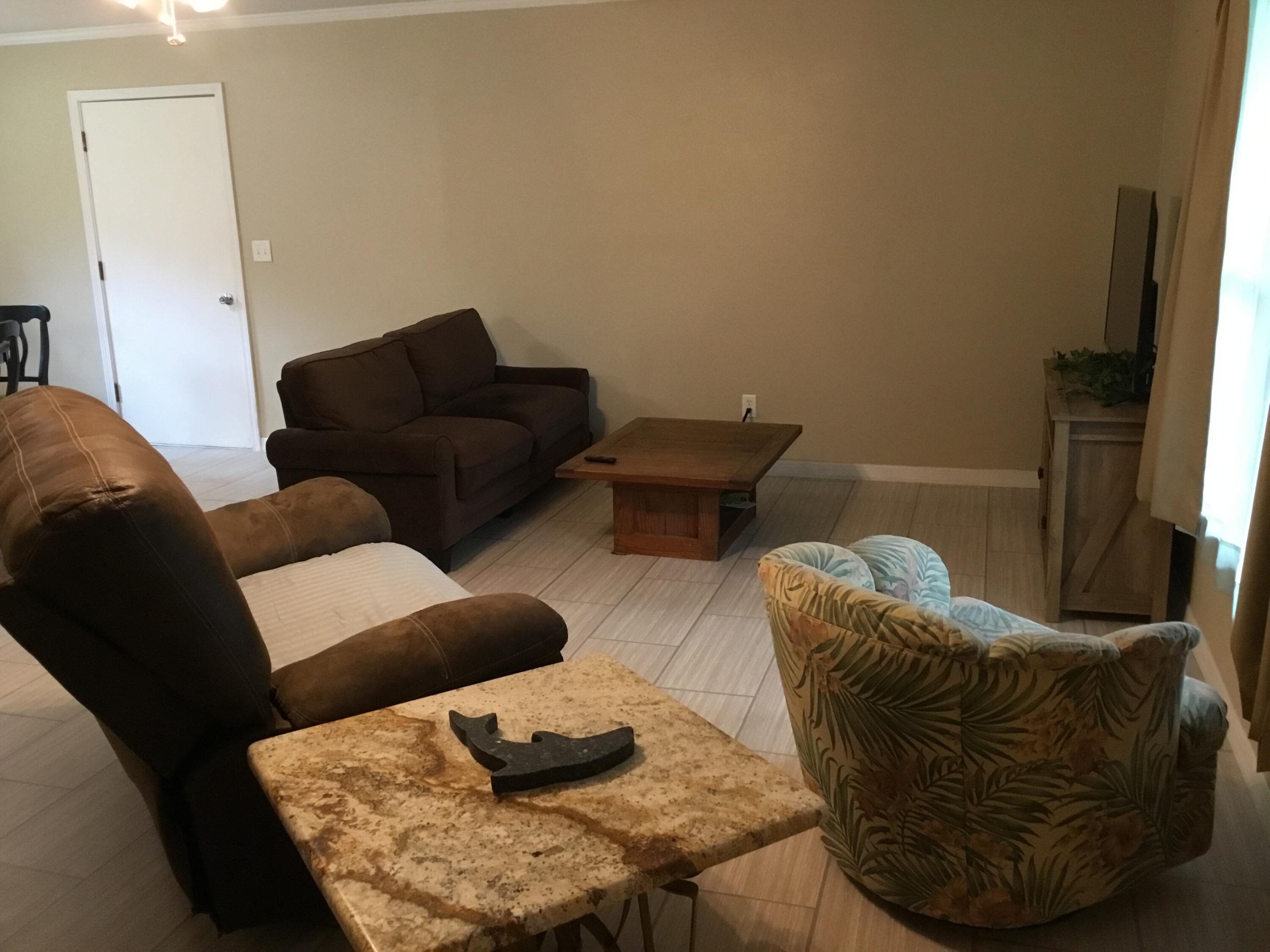 OAKDALE MINI FARMS - Residential