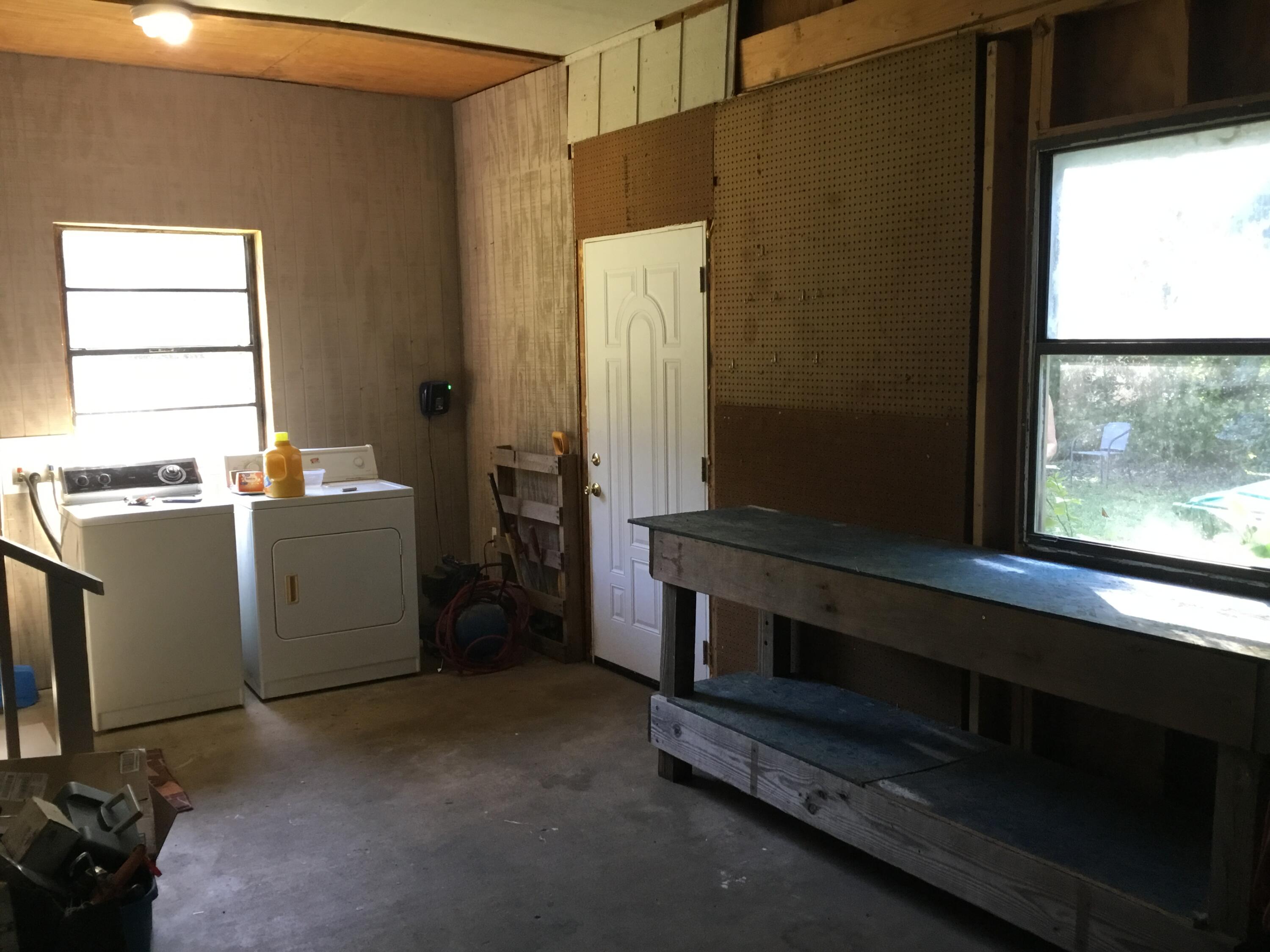 OAKDALE MINI FARMS - Residential