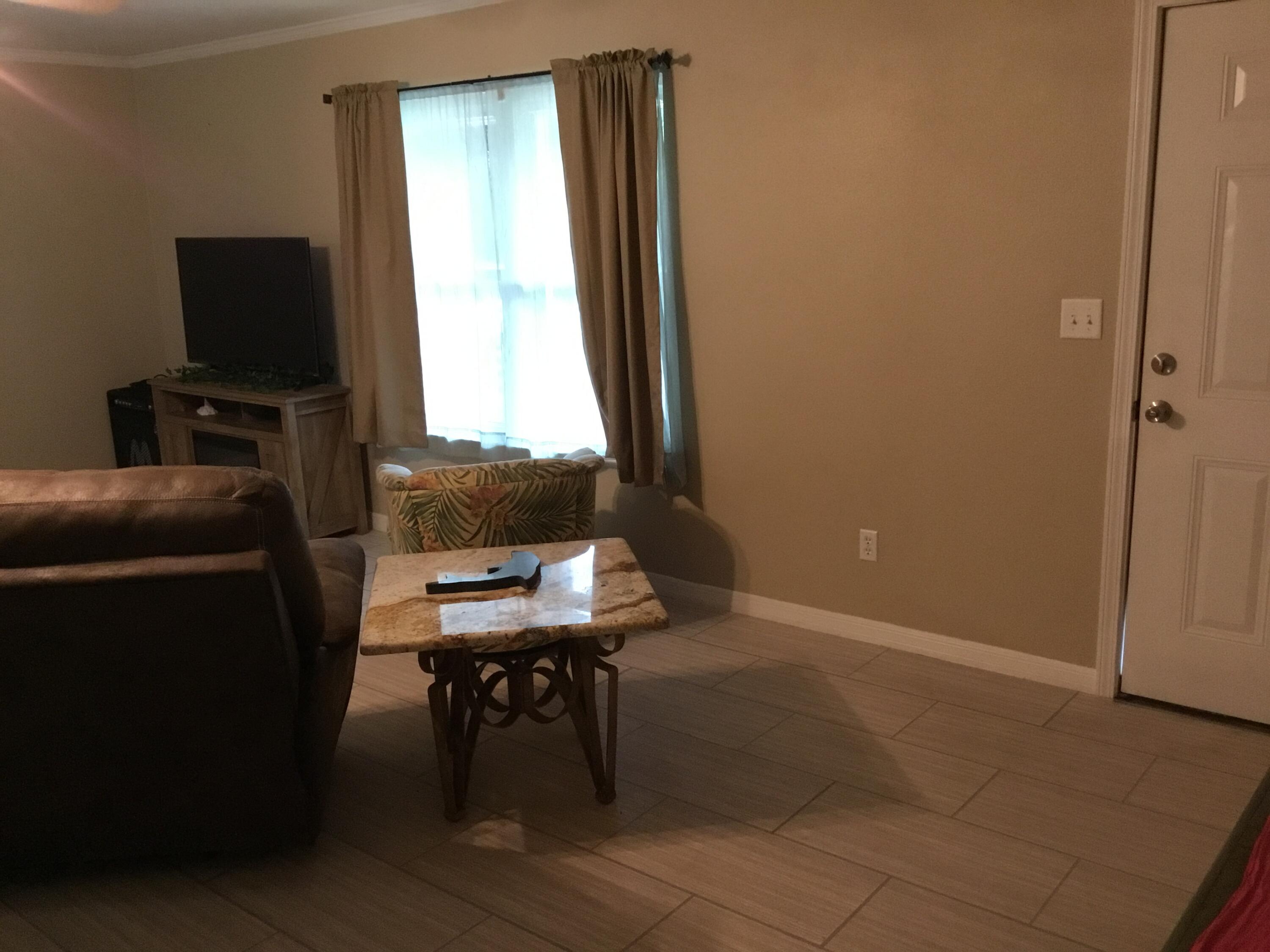 OAKDALE MINI FARMS - Residential