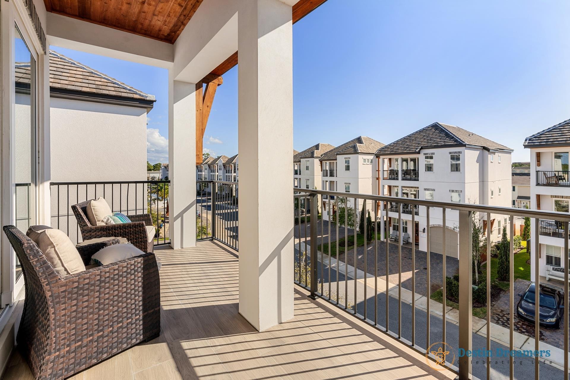 The Retreat at Miramar - Residential