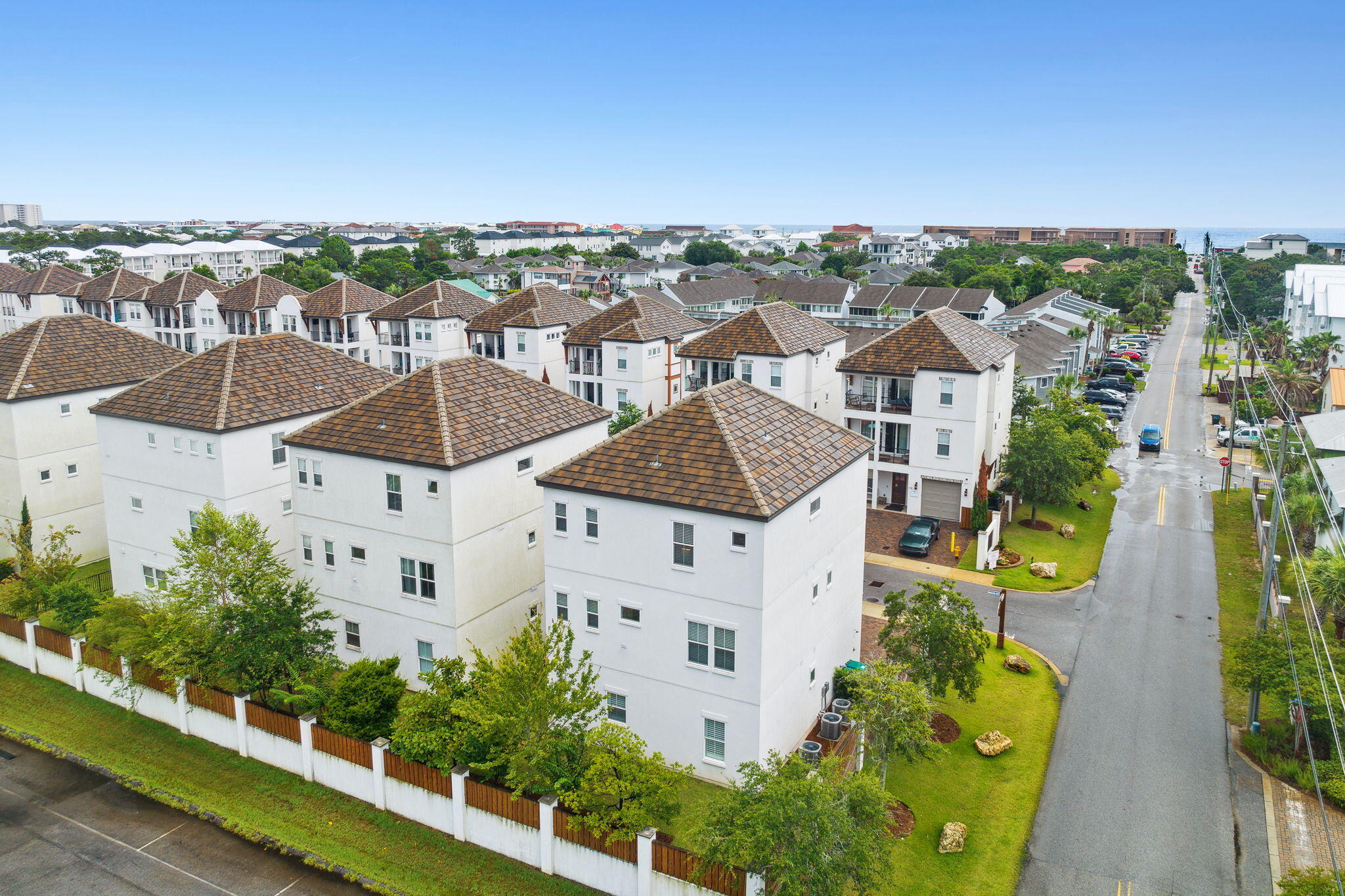 The Retreat at Miramar - Residential