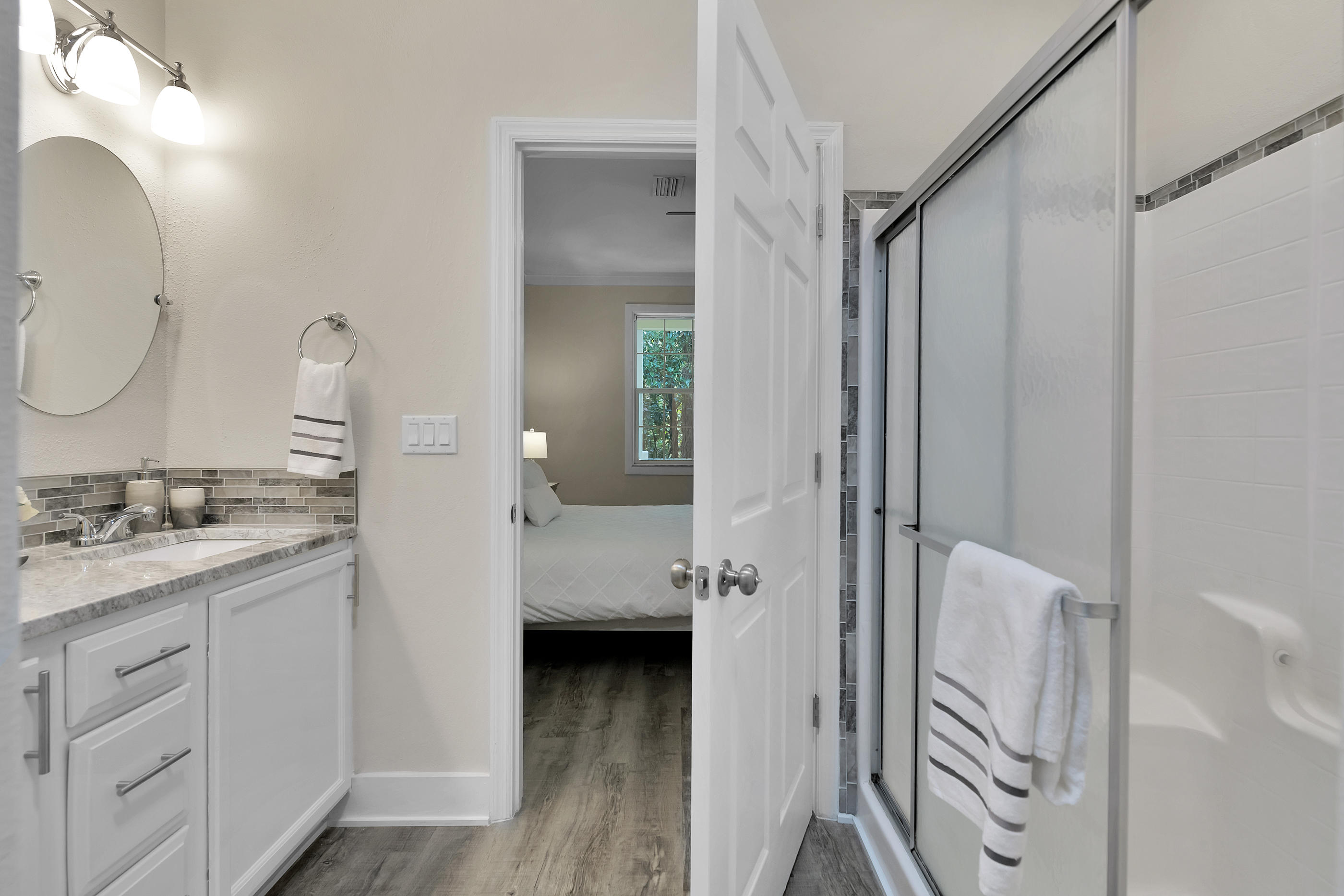 TOWN OF SANTA ROSA - Residential