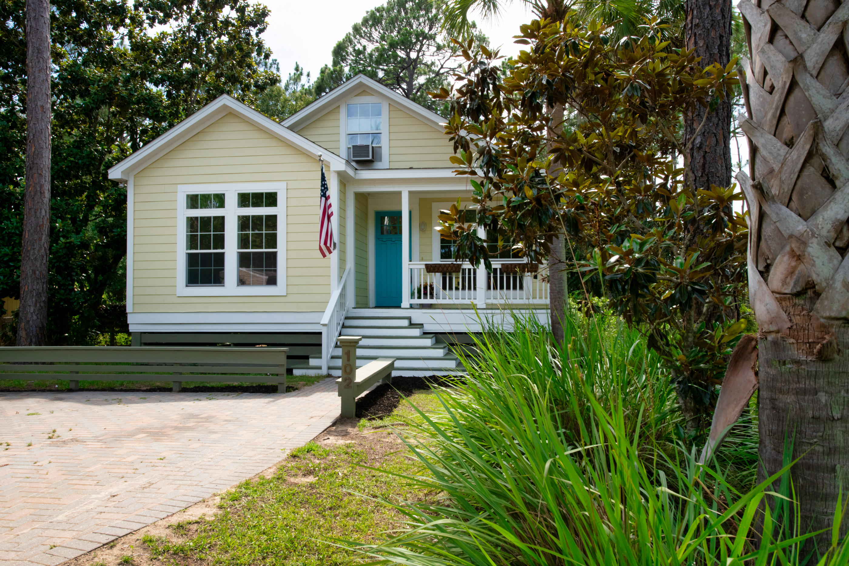 TOWN OF SANTA ROSA - Residential