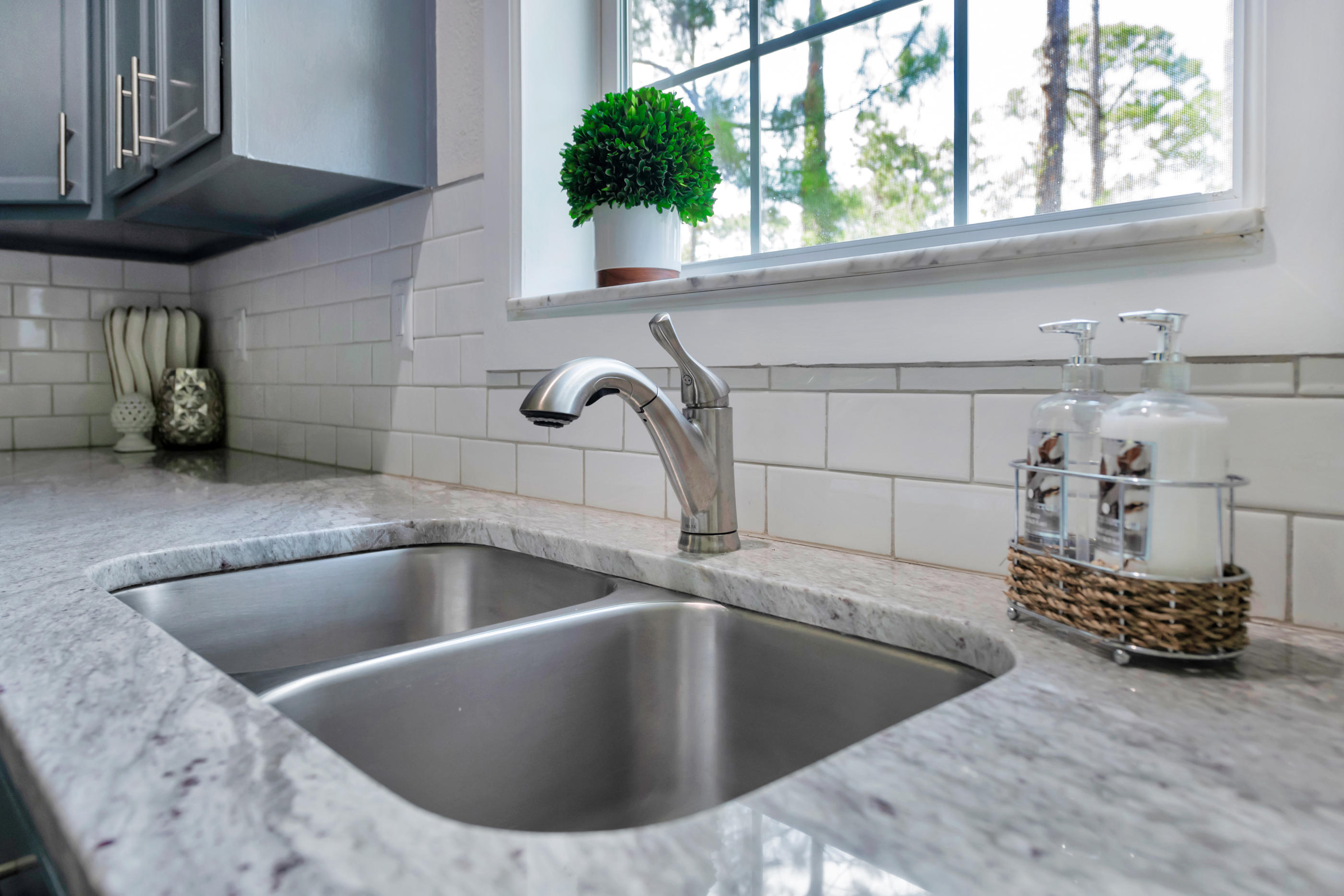 TOWN OF SANTA ROSA - Residential