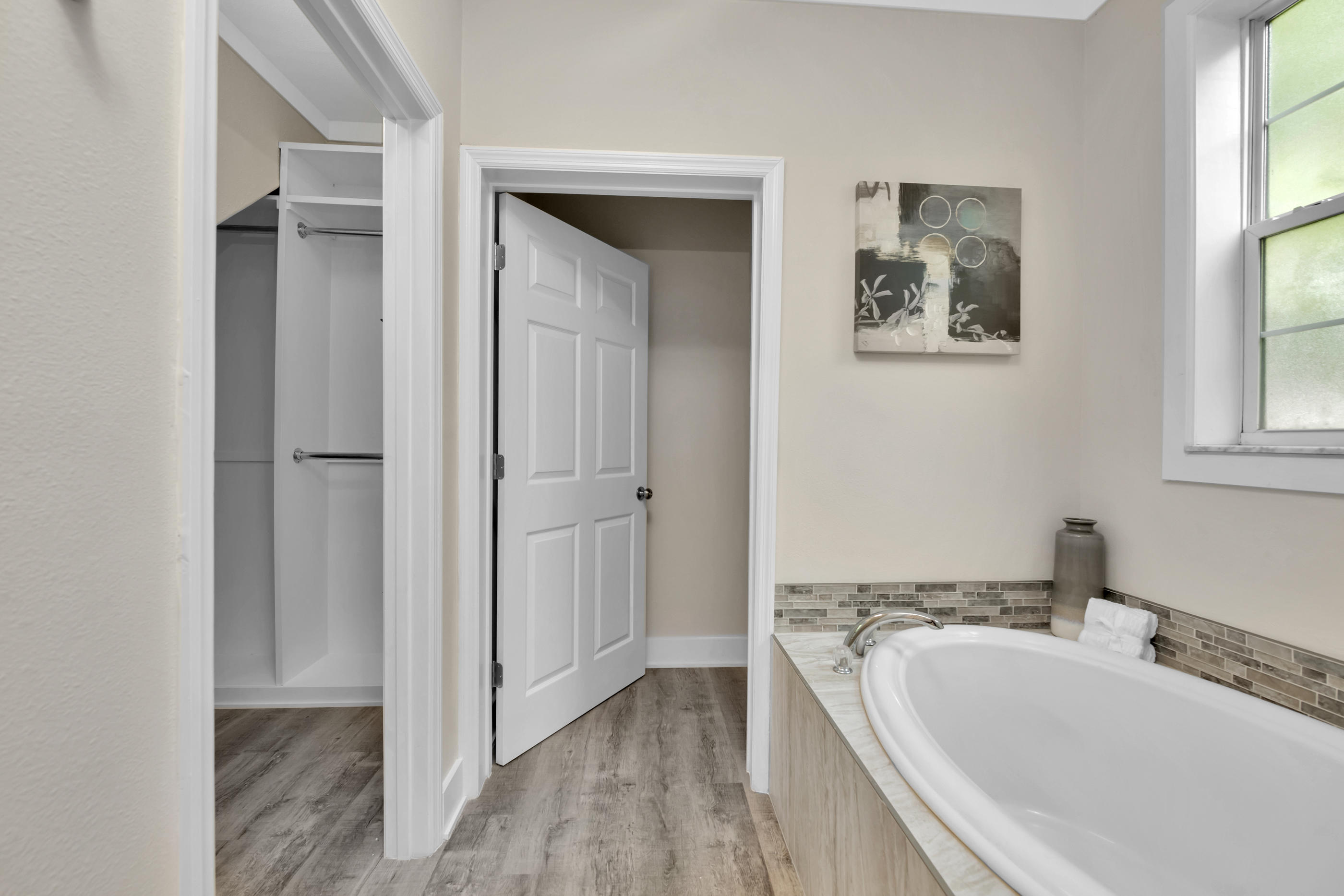 TOWN OF SANTA ROSA - Residential