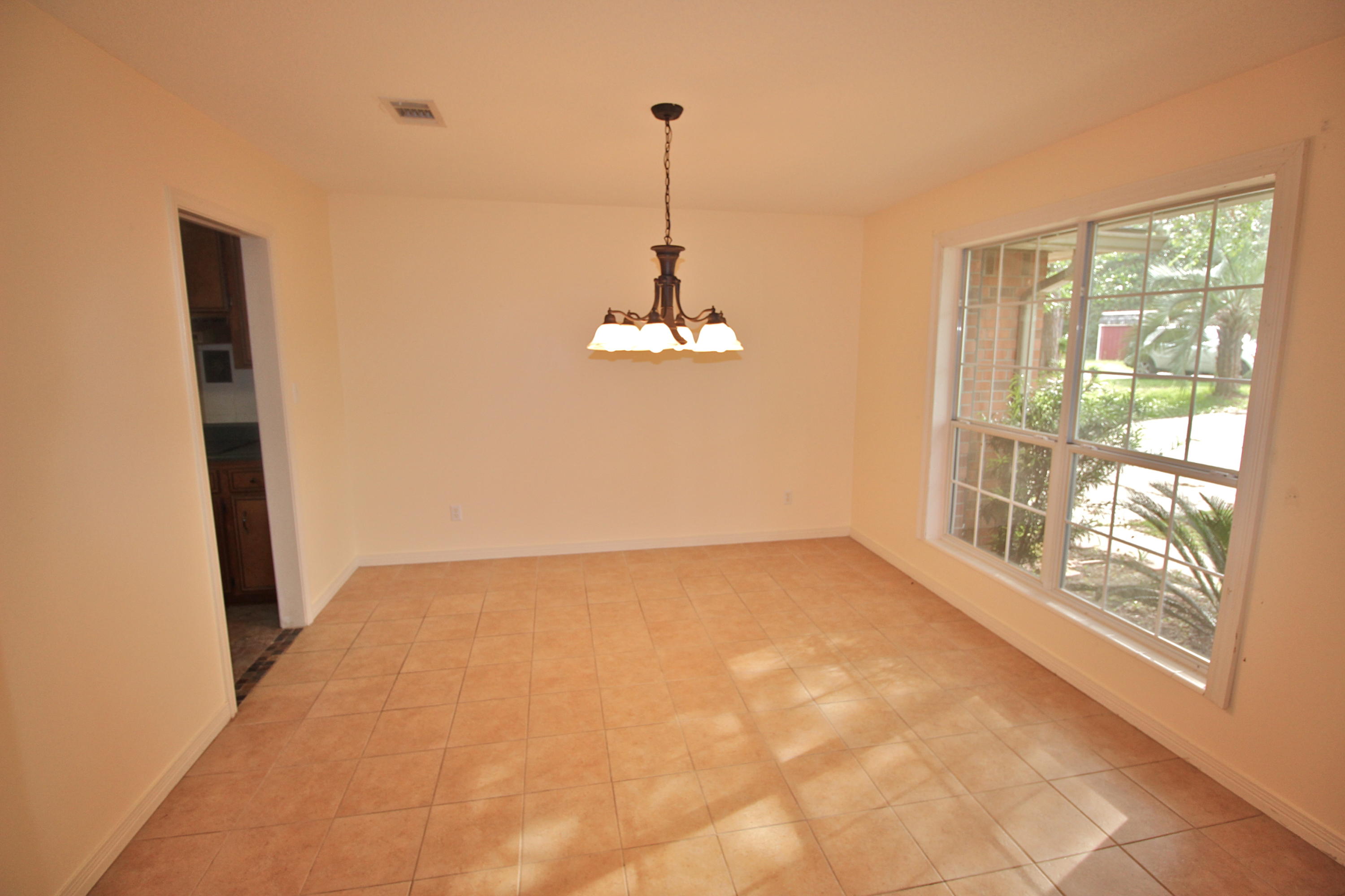 PINE SHORES - Residential