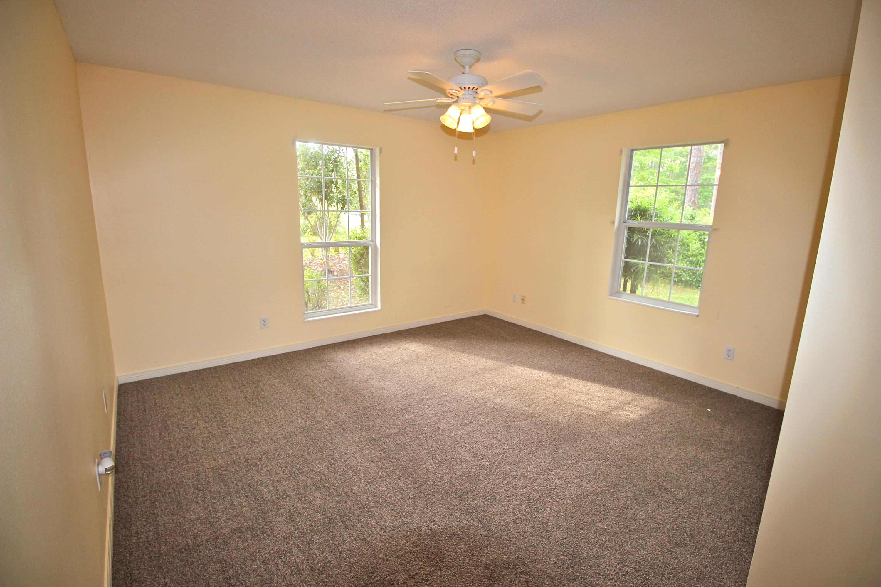 PINE SHORES - Residential